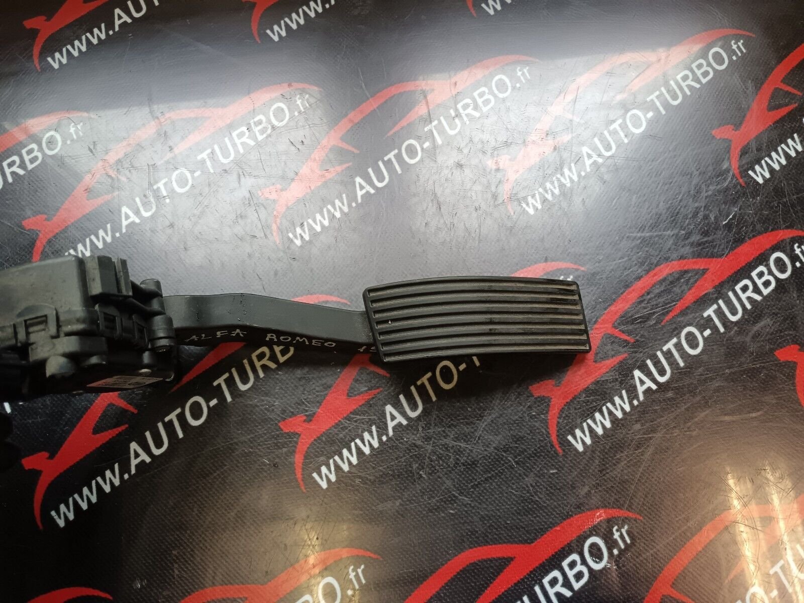 PEDALIER D'ACCELERATEUR ALFA ROMEO 159 REFERENCE: 60695128