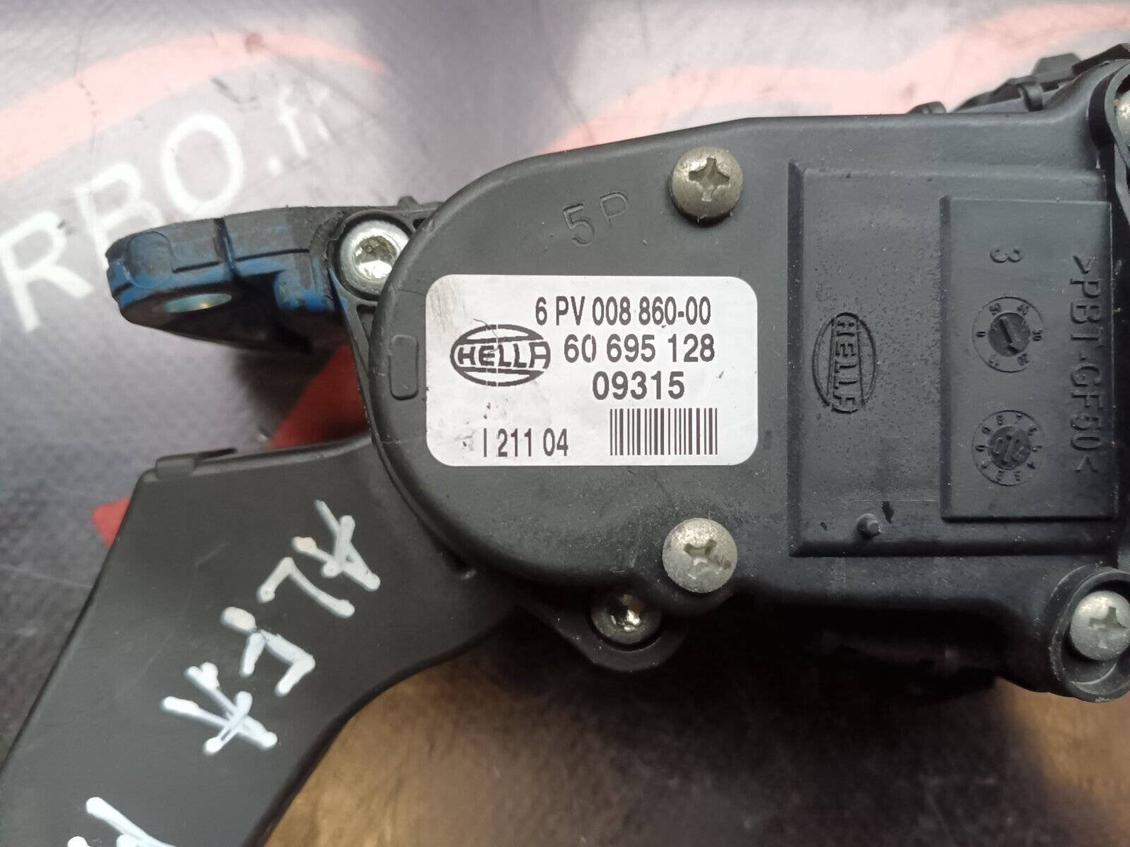 PEDALIER D'ACCELERATEUR ALFA ROMEO 159 REFERENCE: 60695128