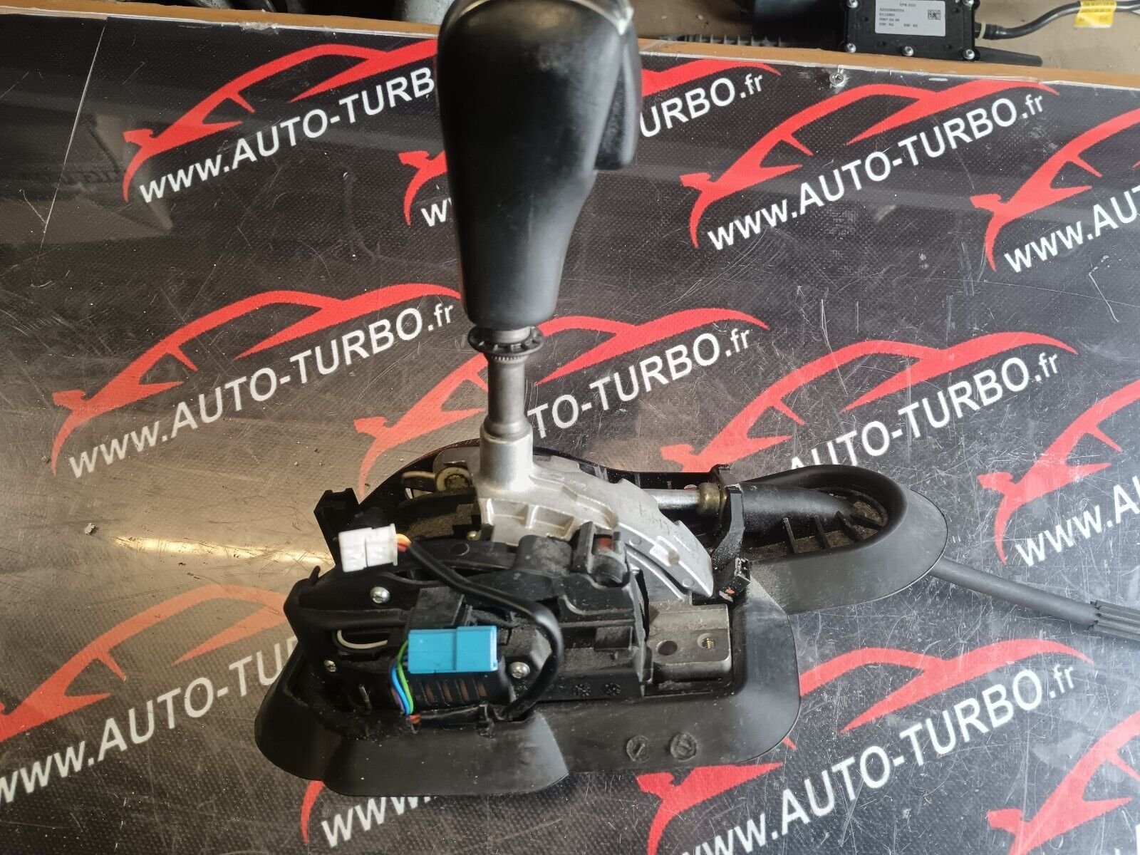 LEVIER DE VITESSE BMW 525 E 60 REFERENCE: 756034601