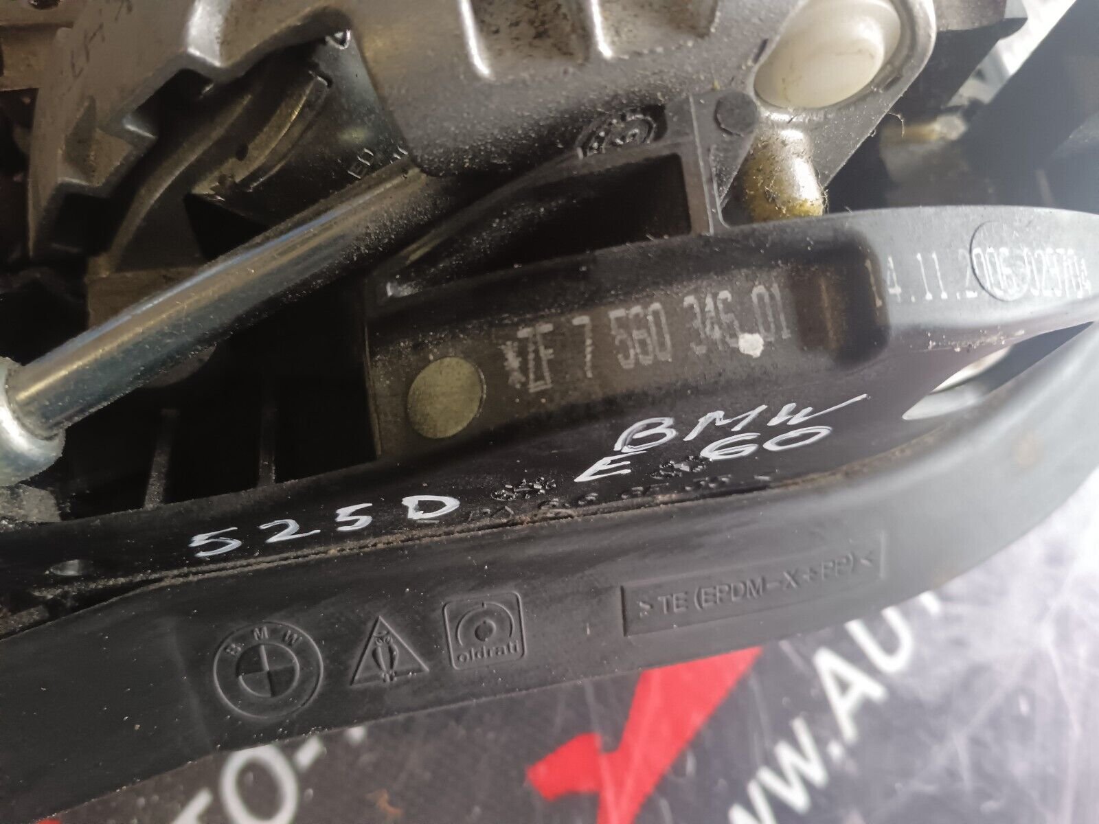 LEVIER DE VITESSE BMW 525 E 60 REFERENCE: 756034601