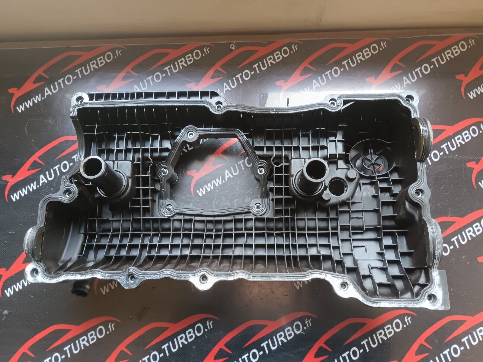 COUVRE CULASSE CACHE CULBUTEURS BMW SERIE 1 120i E87 SERIE 3 REFERENCE: 7553626