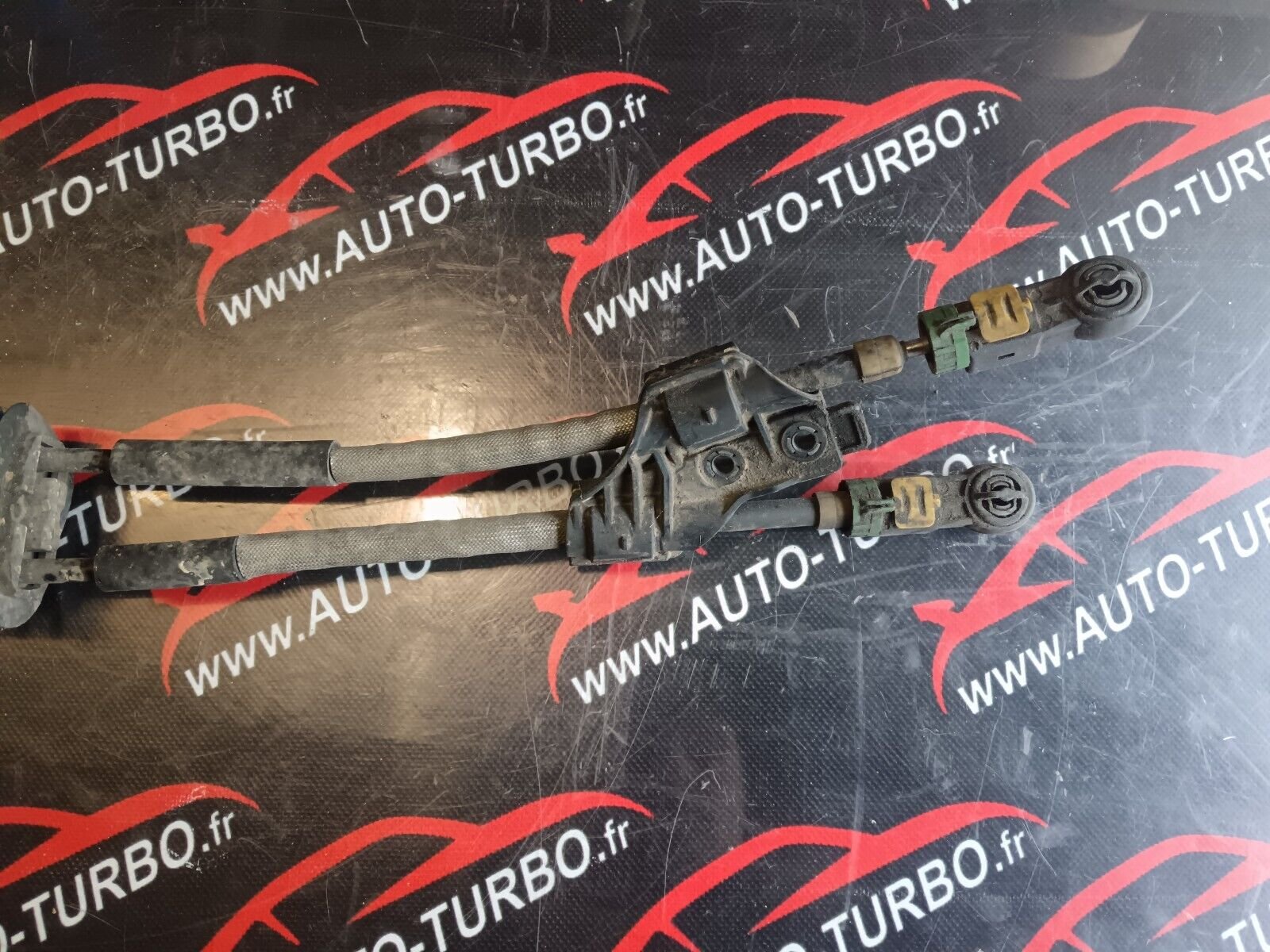 LEVIER DE VITESSE PEUGEOT 308SW 2 REFERENCE: 9806936580