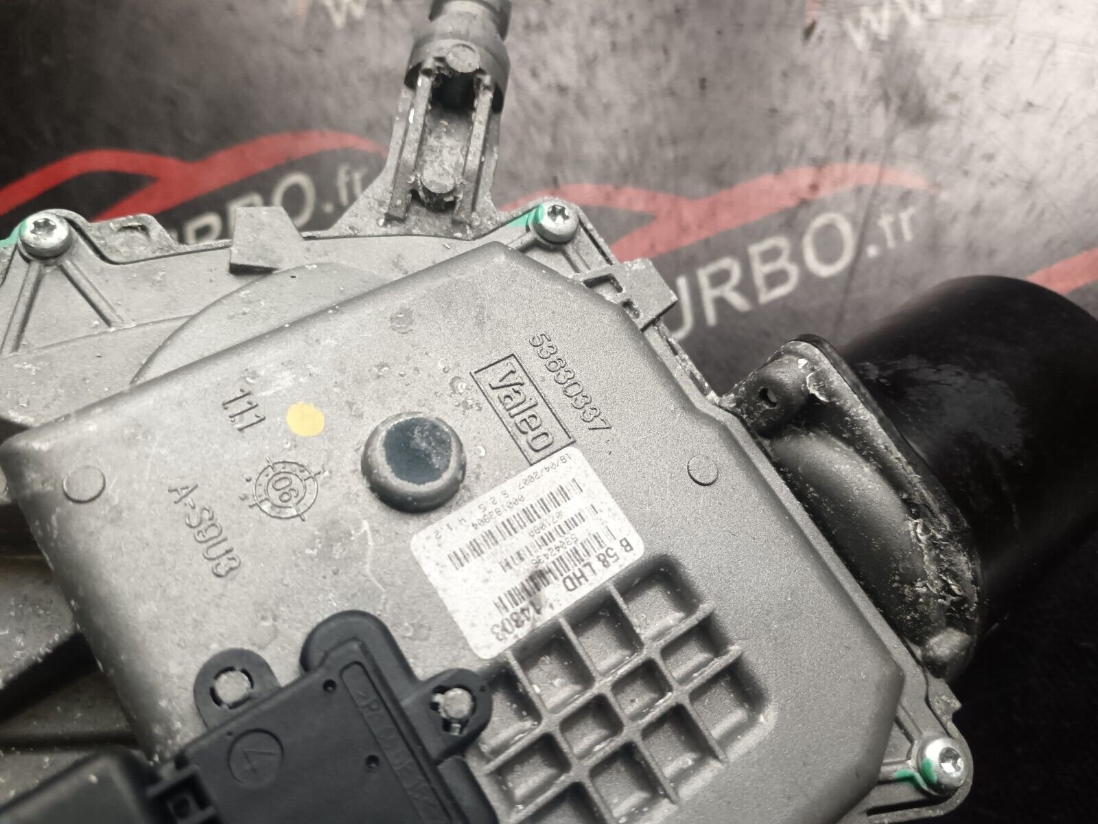 MOTEUR ESSUIE GLACE AVANT GAUCHE CITROEN C4 PICASSO REFERENCE: 53630337