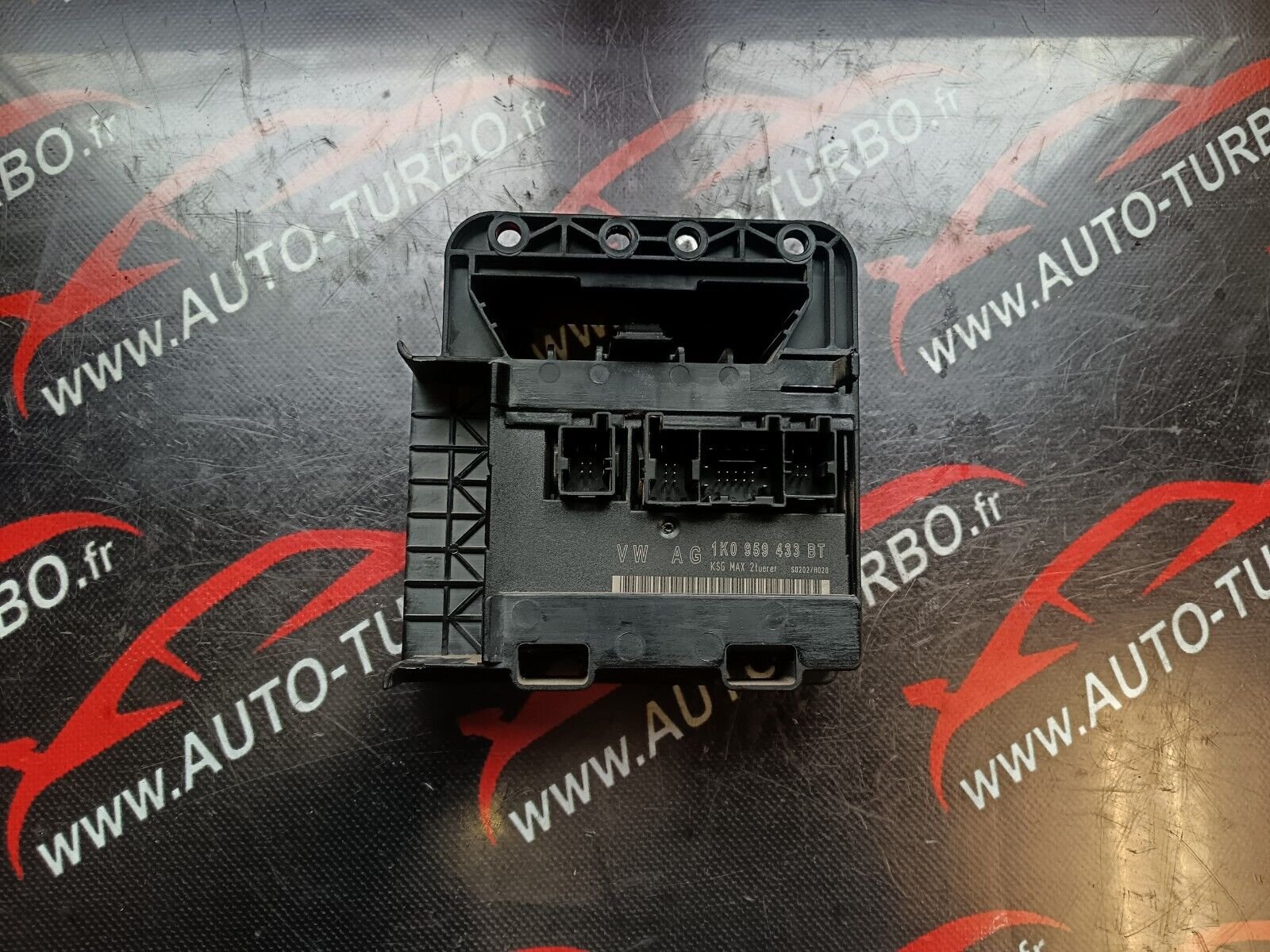 MODULE ELECTRONIQUE VOLKSWAGEN GOLF V 1.9TDI REFERENCE: 1K0959433
