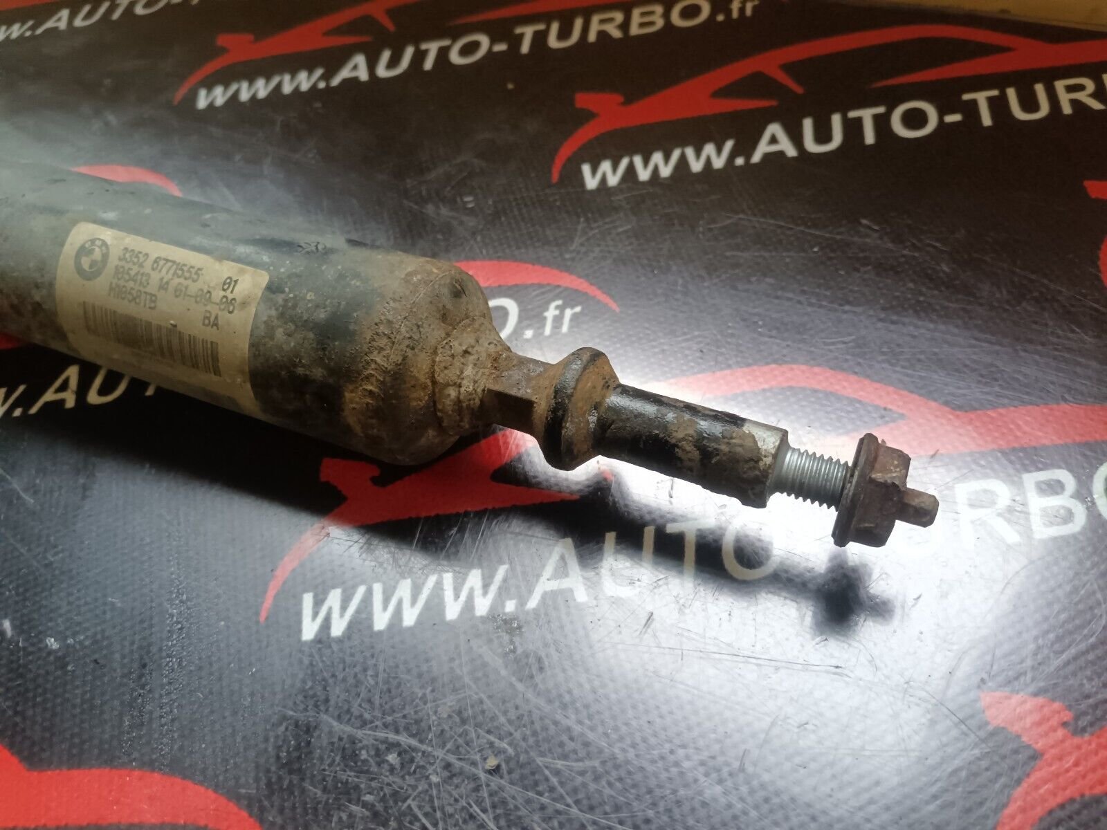 AMORTISSEUR ARRIERE DROITE  BMW SERIE 1 E87 3352 6771555