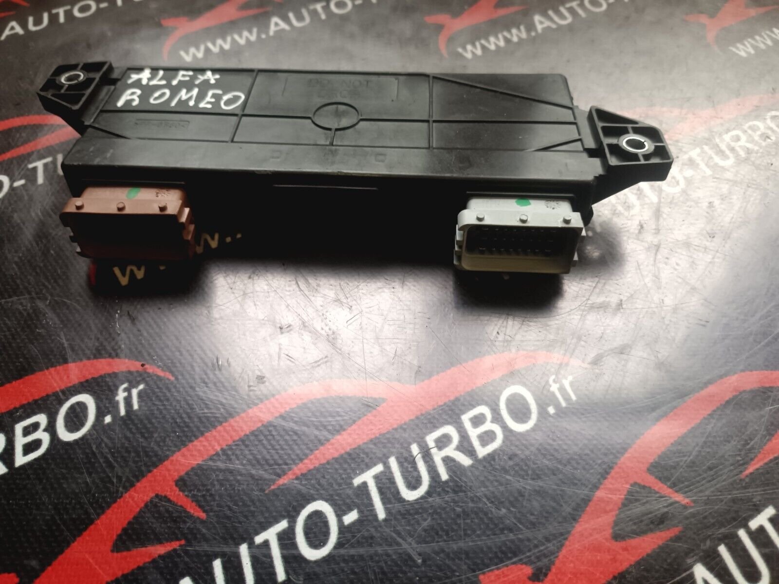 MODULE ELECTRONIQUE CENTRALISATION ALFA ROMEO 159 REFERENCE: 60684088