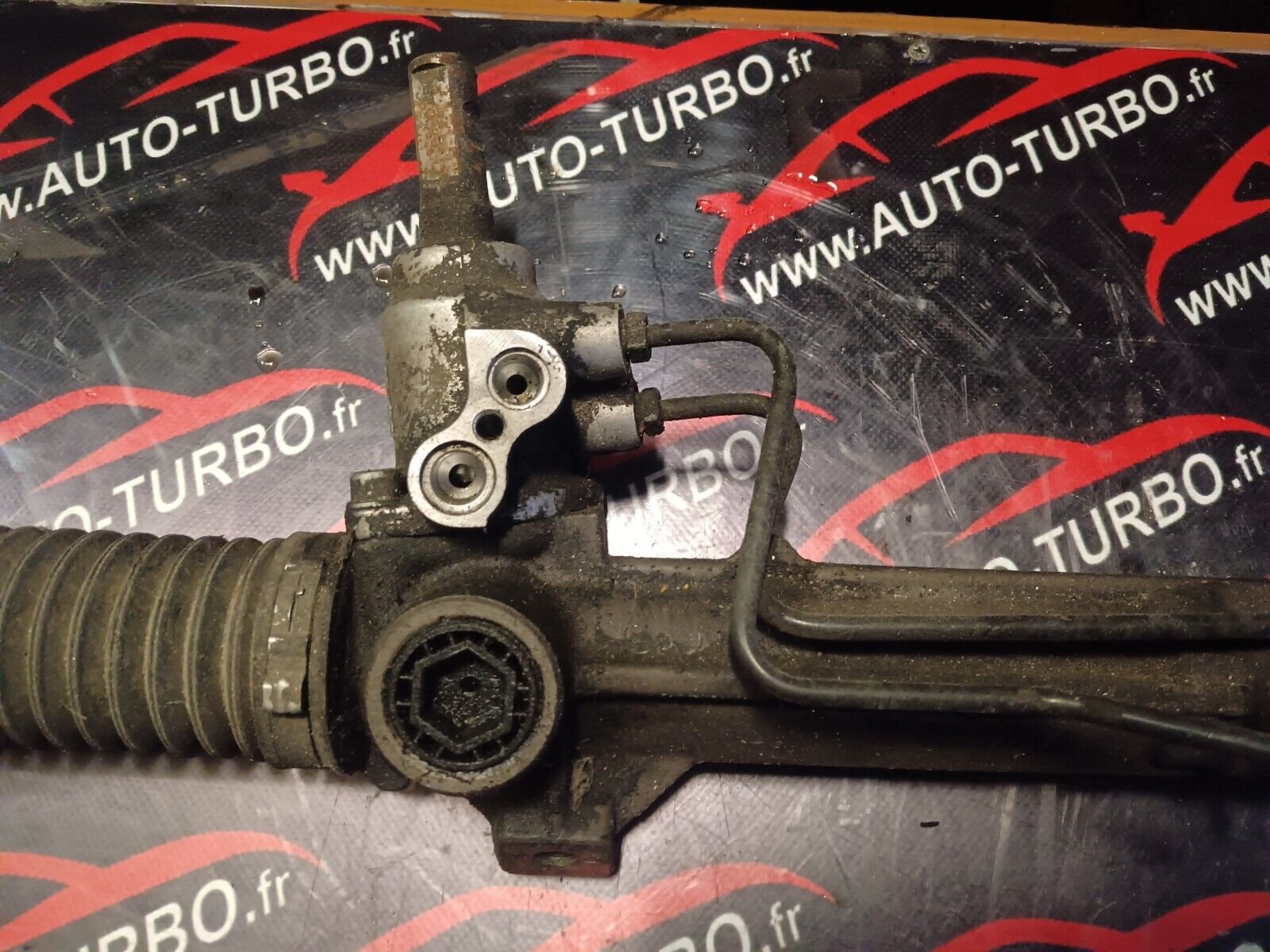 CREMAILLERE DE DIRECTION ASSISTE PEUGEOT 406 REFERENCE: 96229111010