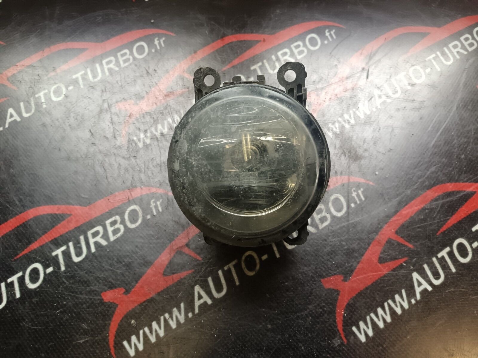 FEU ANTIBROUILLARD DROIT CITROEN C4 PICASSO REFERENCE: 043352