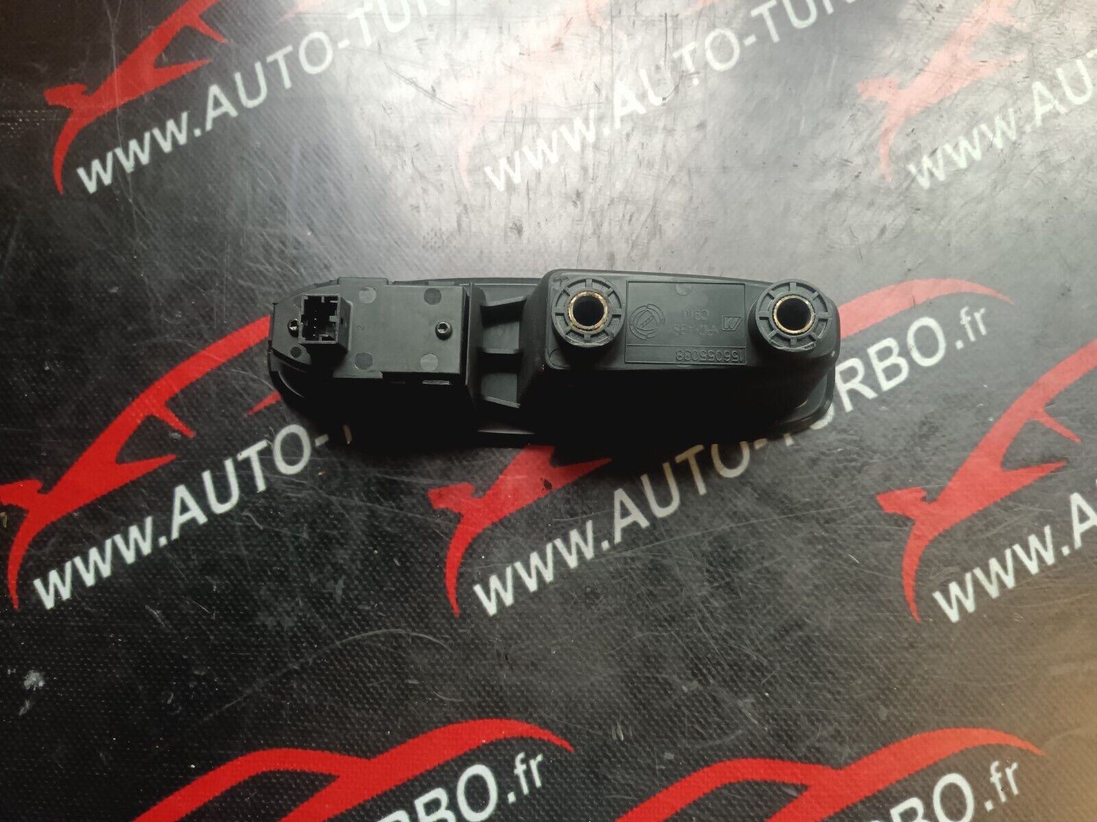 COMMANDE LEVE VITRE AVANT DROIT ALFA ROMEO 159 REFERENCE: 156055038
