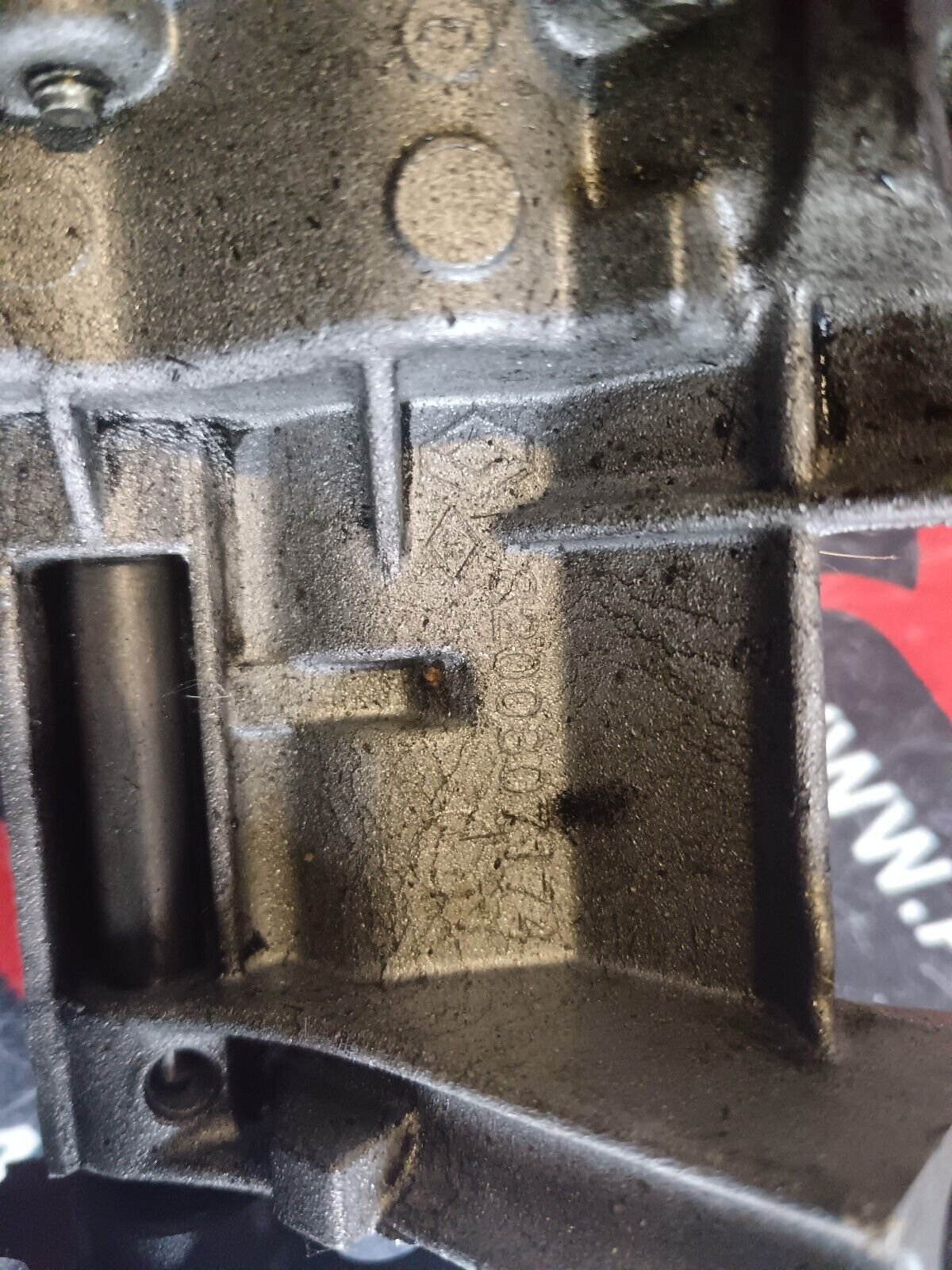 POMPE A HUILE RENAULT 1.5DCI REFERENCE: 8200307174