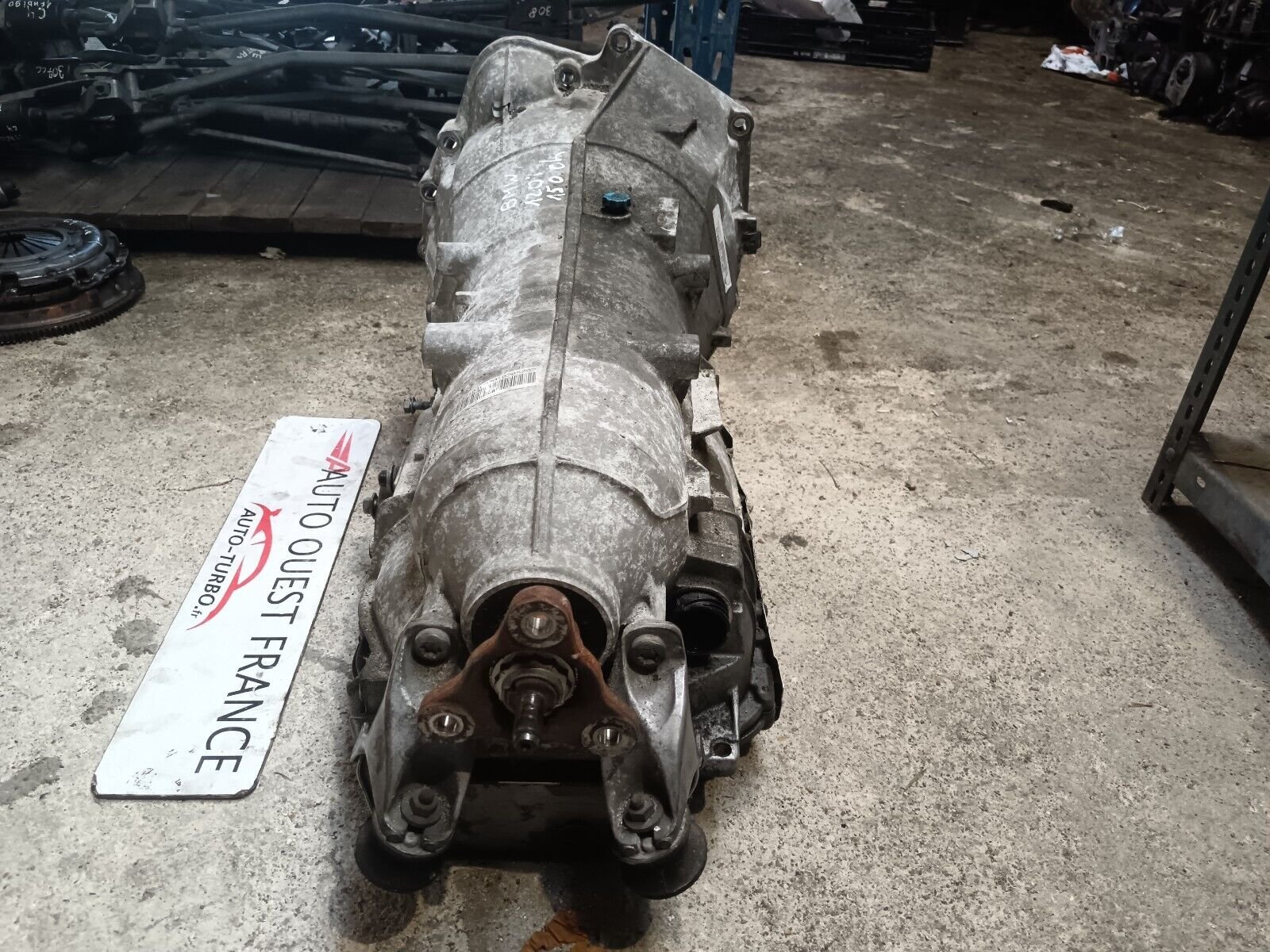 BOIT DE VITESSE BMW SERIE 1 120i 150CH 6HP19 REFERENCE: 7556039