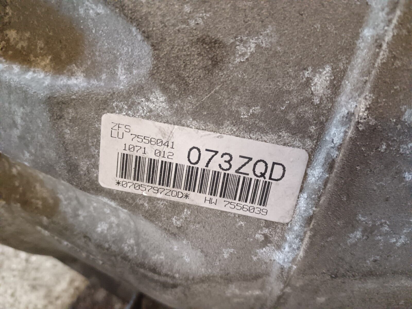 BOIT DE VITESSE BMW SERIE 1 120i 150CH 6HP19 REFERENCE: 7556039