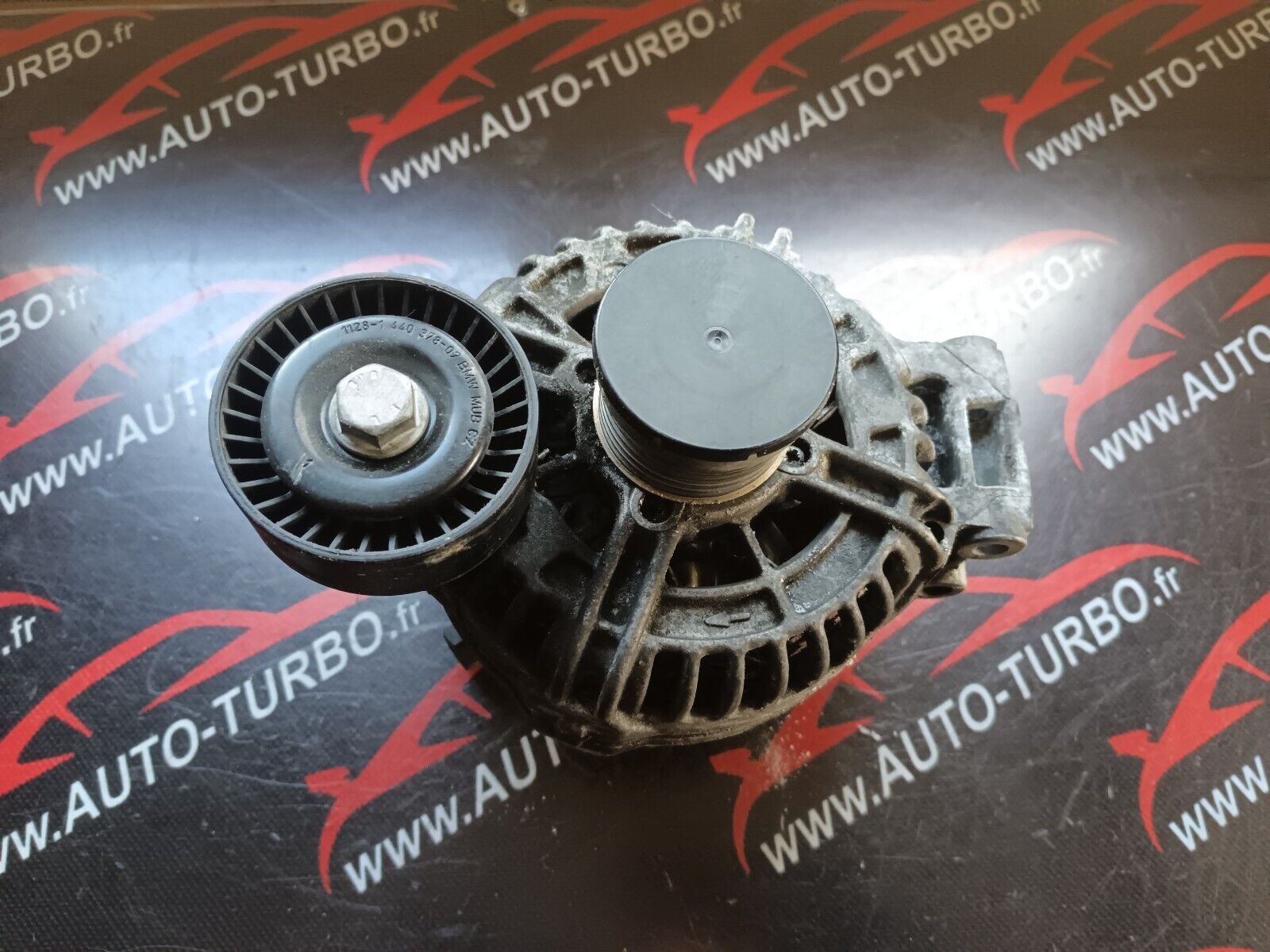 ALTERNATEUR  BMW SERIE 1 120i E87 SERIE 3 REFERENCE: 7532966