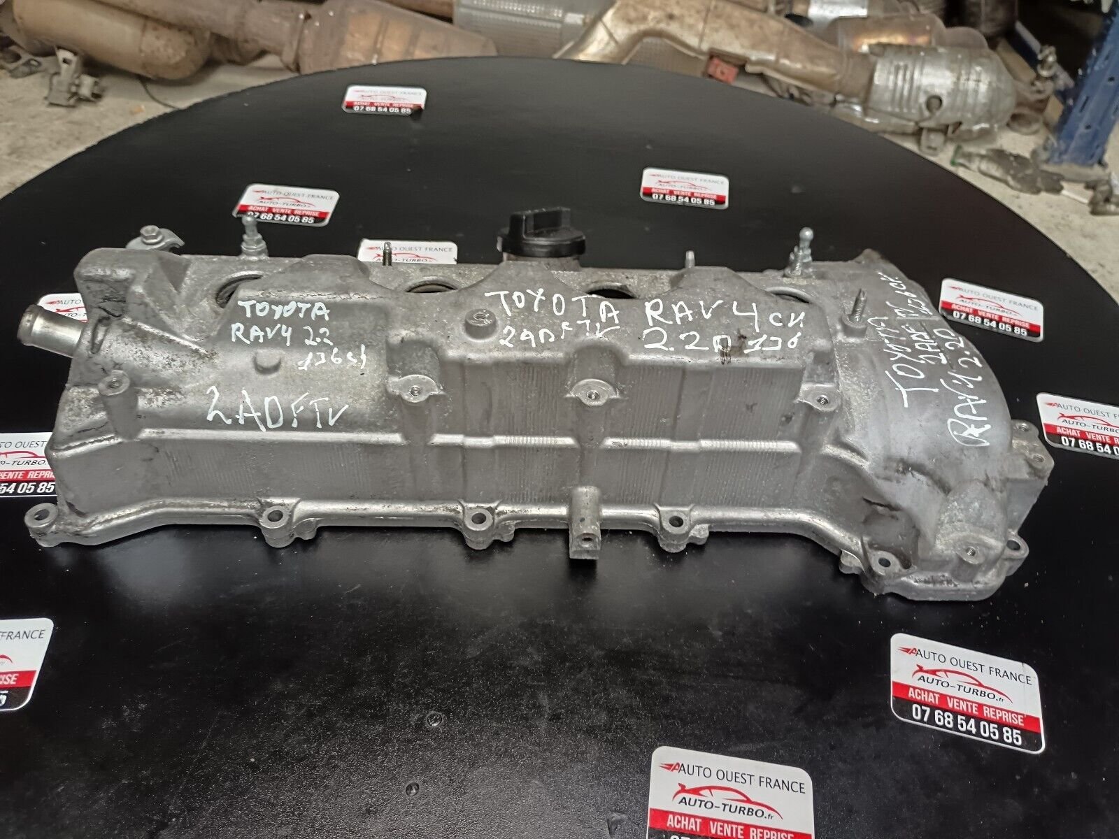 CACHE-CULBUTEURS TOYOTA RAV 4, 2.2D 136CH REFERENCE: 112010R012