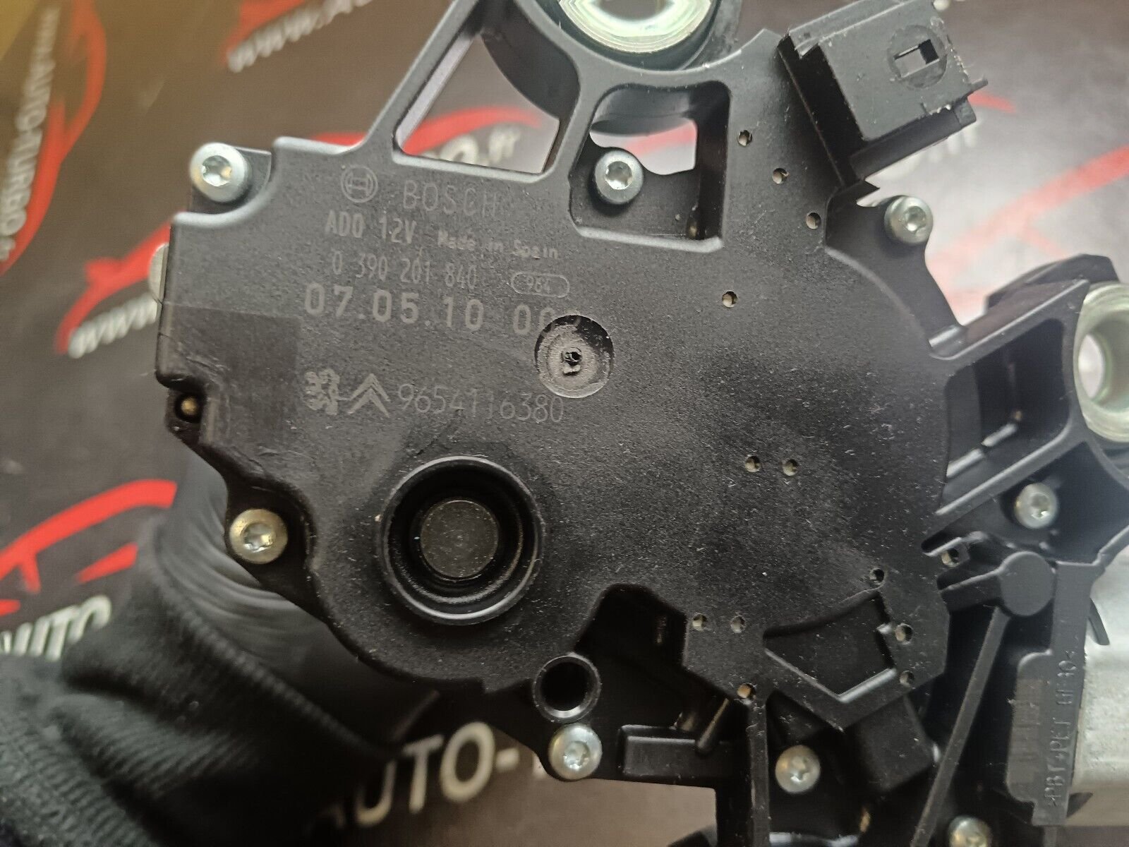 MOTEUR ESSUIE GLACE ARRIERE CITROEN C4 PICASSO REFERENCE: 9654116380