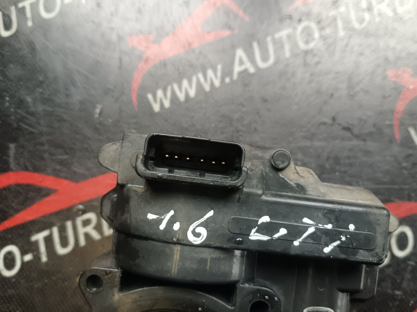 BOITIER PAPILLON CITROEN C4 1.6VTI REFERENCE: V757669780