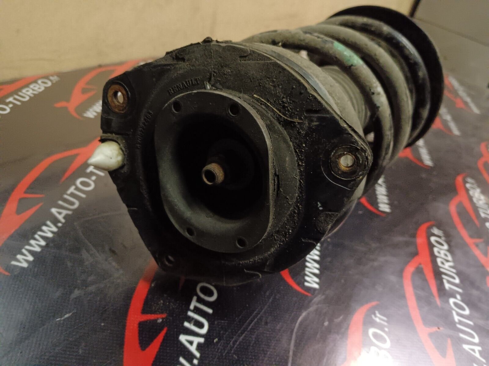 AMORTISSEUR AVANT DROIT RENAULT SCENIC 2 REFERENCE: 77673926