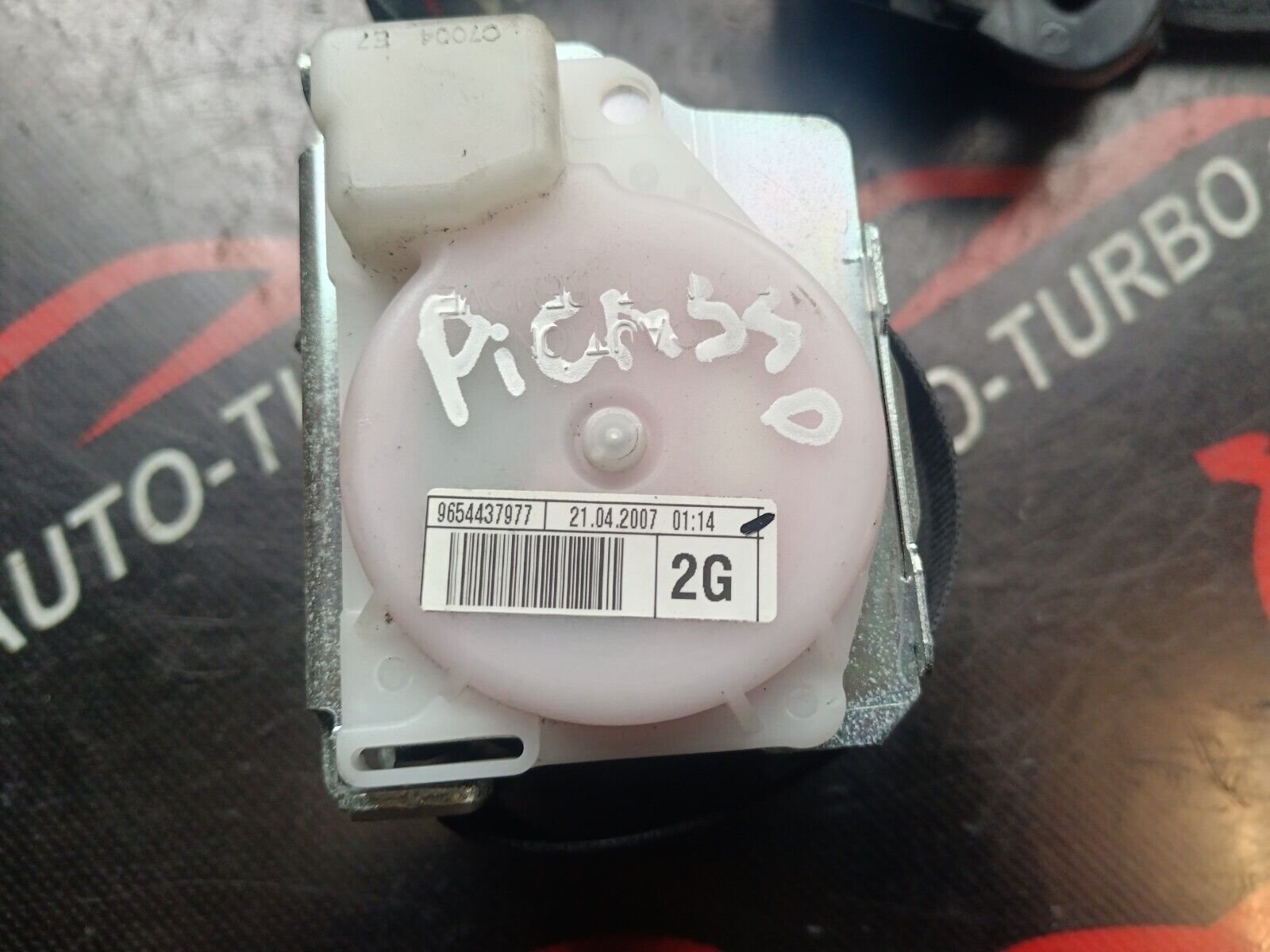 CEINTURE DE SECURITE ARRIERE DROIT CITROEN C4 PICASSO REFERENCE: 9654437977