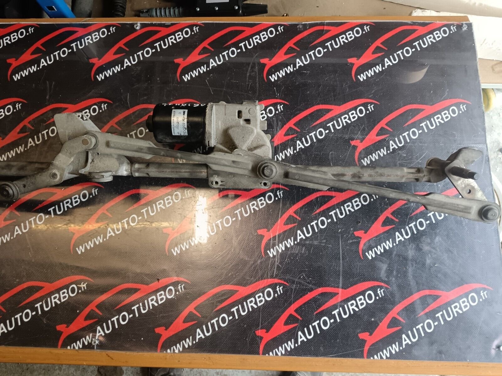 MOTEUR ESSUIE GLACE CITROEN C4 1.6HDI REFERENCE: 3397021828