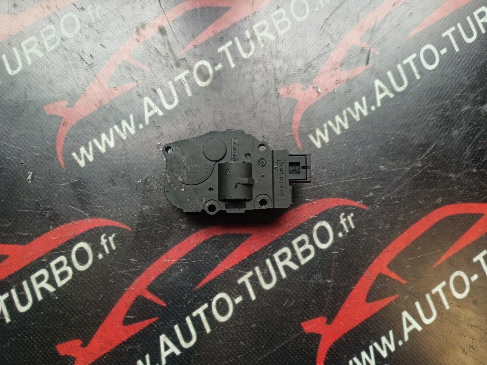 CHAUFFAGE SERVOMOTEUR BMW 520D F10 REFERENCE: 929888