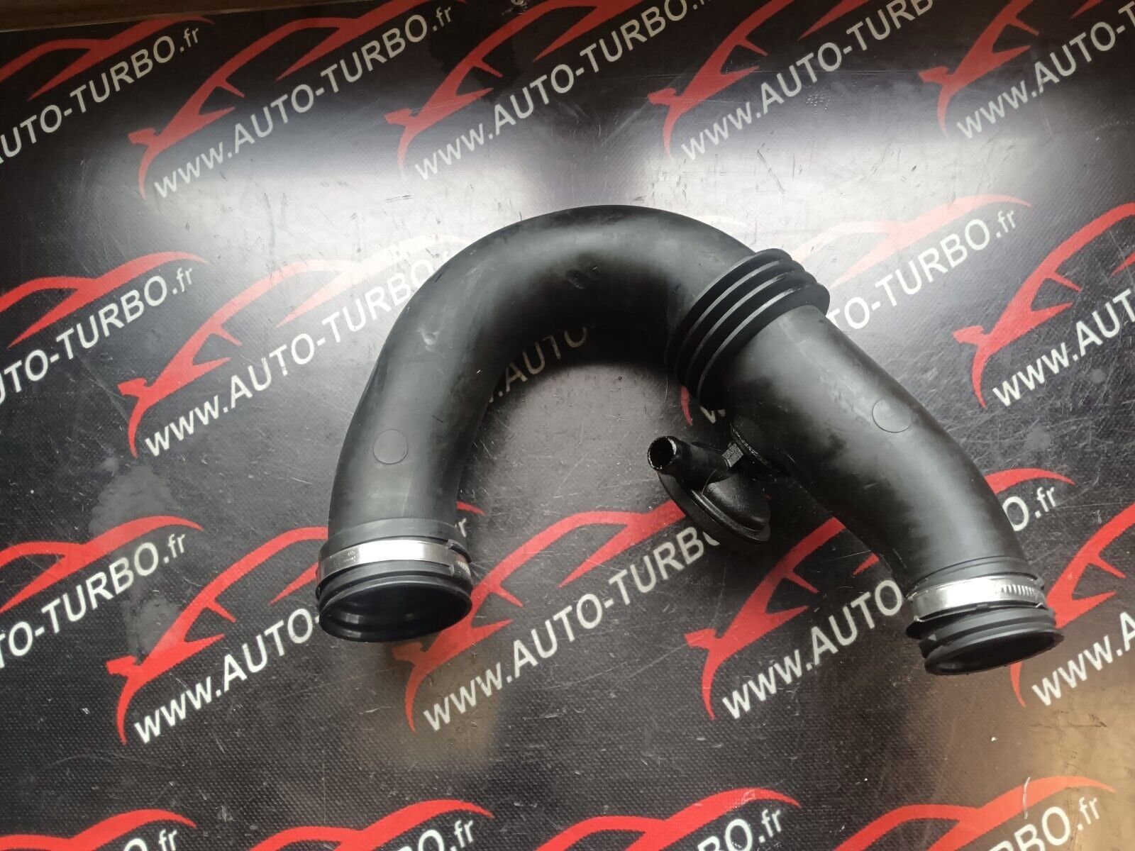 TUYAU DURIT DE TURBO RENAULT CLIO II 1.5DCI REFERENCE: 8200143788