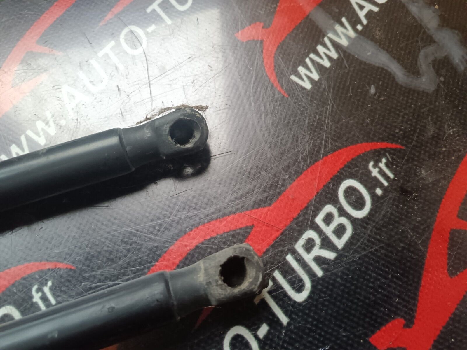 VERRIN DE COFFRE CITROEN C4 PICASSO