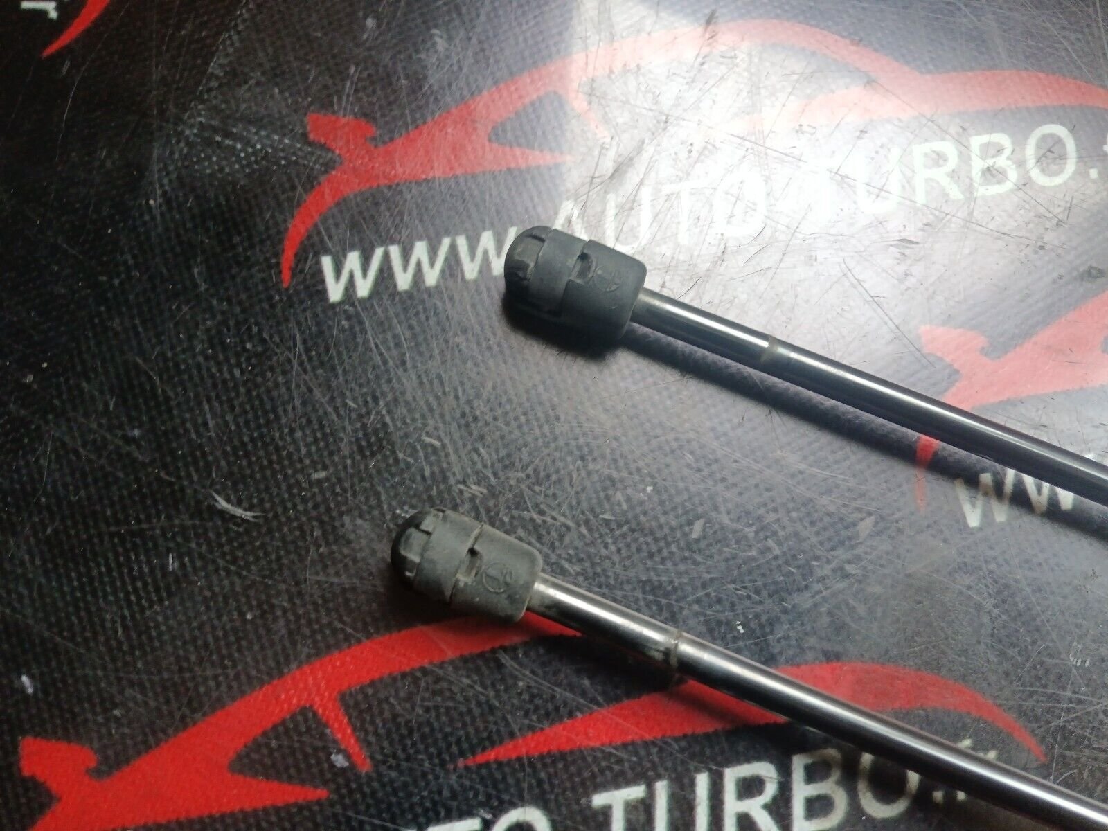 VERRIN DE COFFRE CITROEN C4 PICASSO