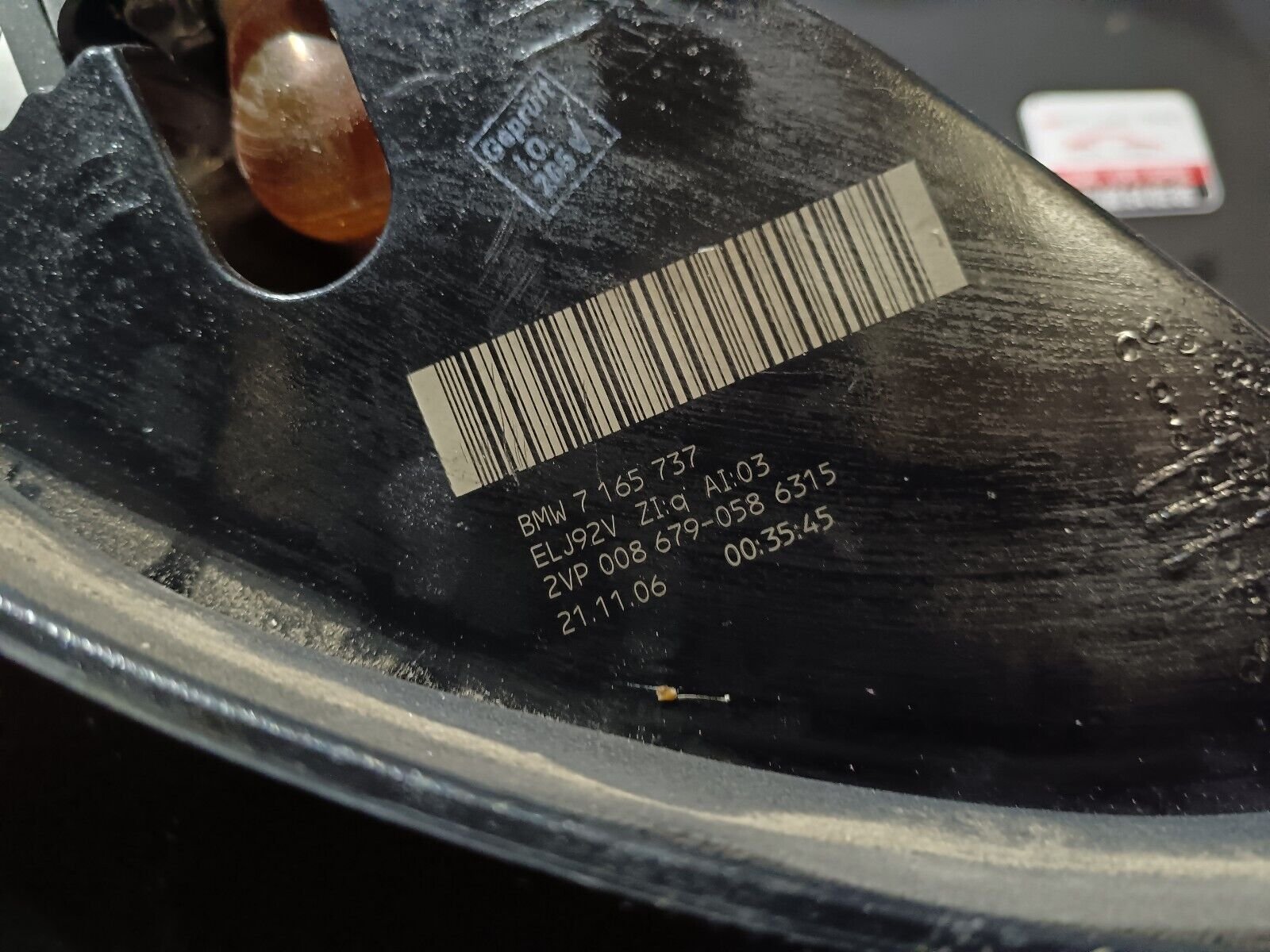 FEU ARRIERE GAUCHE  BMW SERI 5 E60 REFERANCE: 7165737