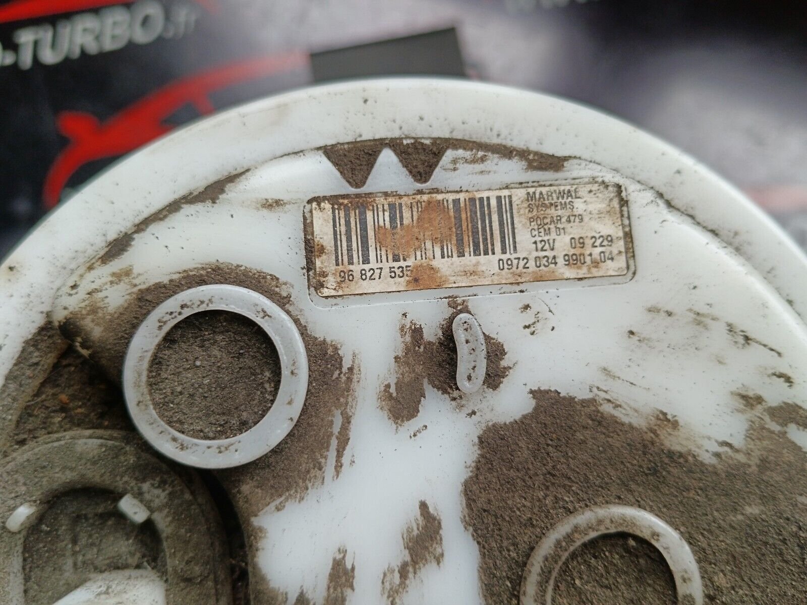 POMPE A GAVAGE CITROEN C4 COUPE REFERENCE: 9682753580