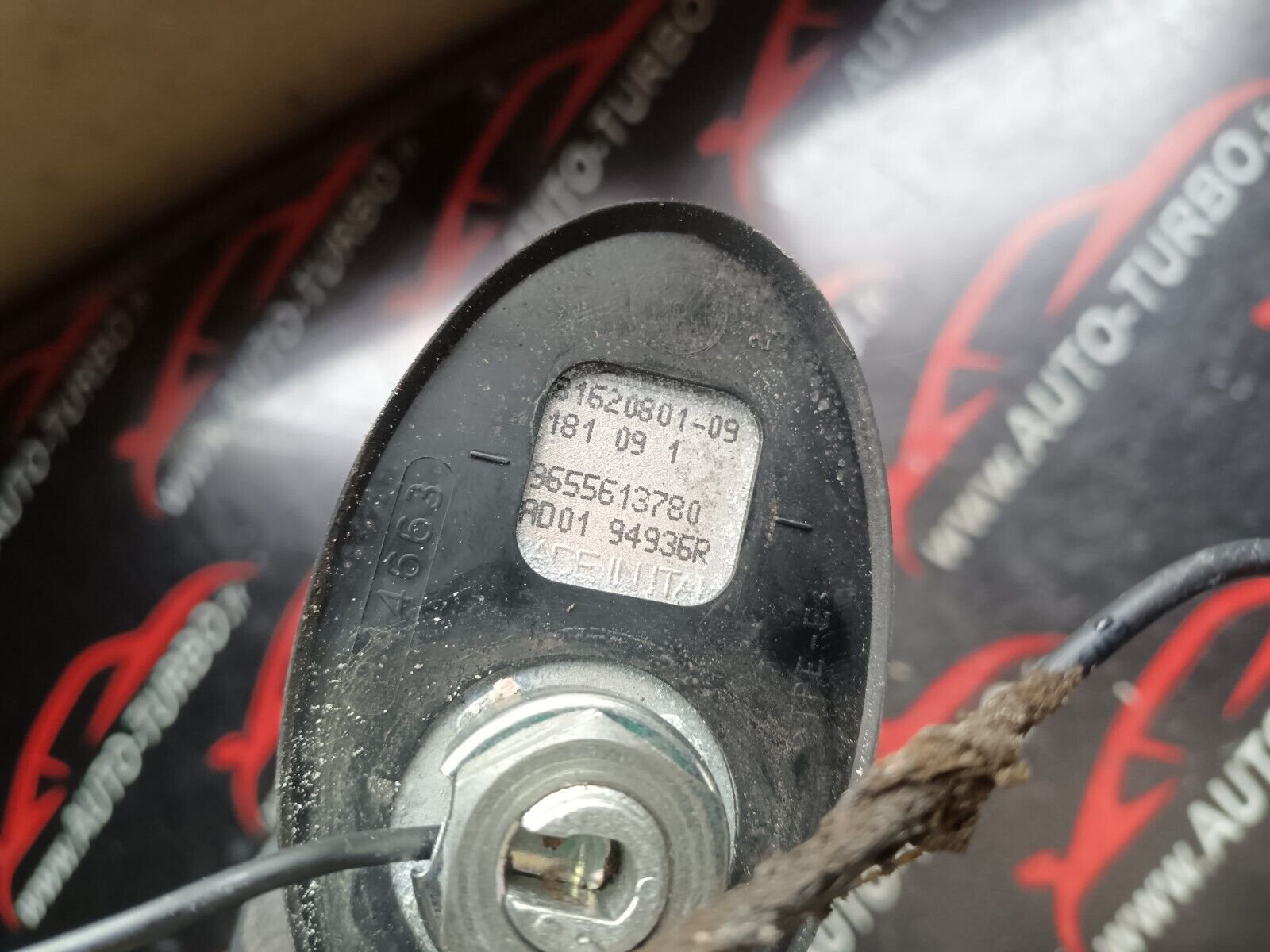 ANTENNE CITROEN C4 COUPE REFERENCE: 9655613780