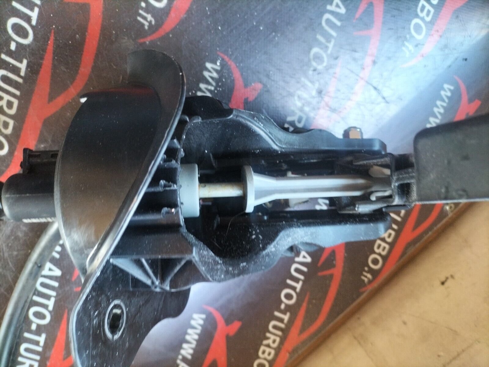 PEDALE EMBREYAGE COMPLET PEUGEOT 308 PHASE 2 9676728880