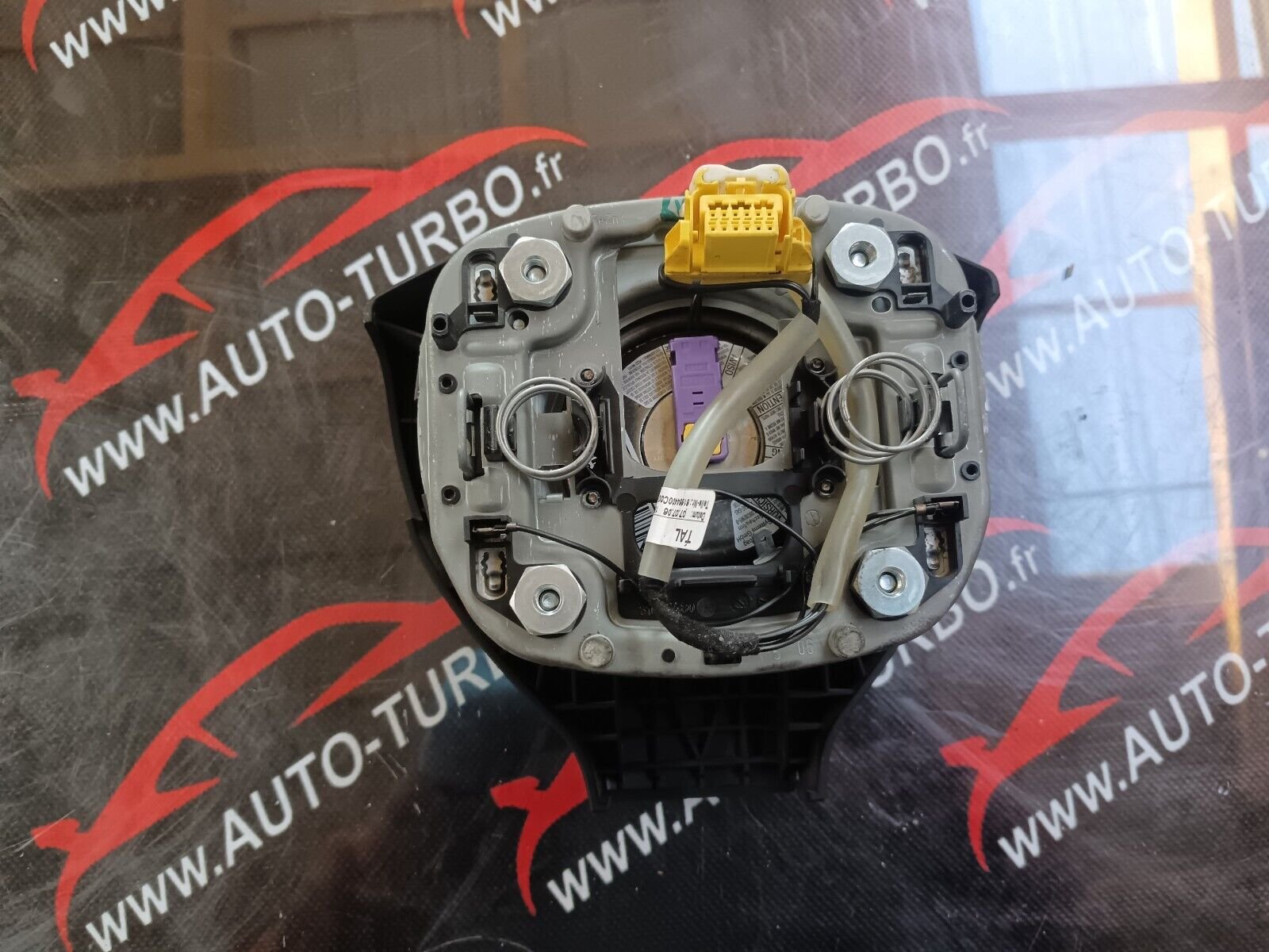 AIR BAG VOLANT VOLKSWAGEN GOLF V REFERENCE: 1K0880201