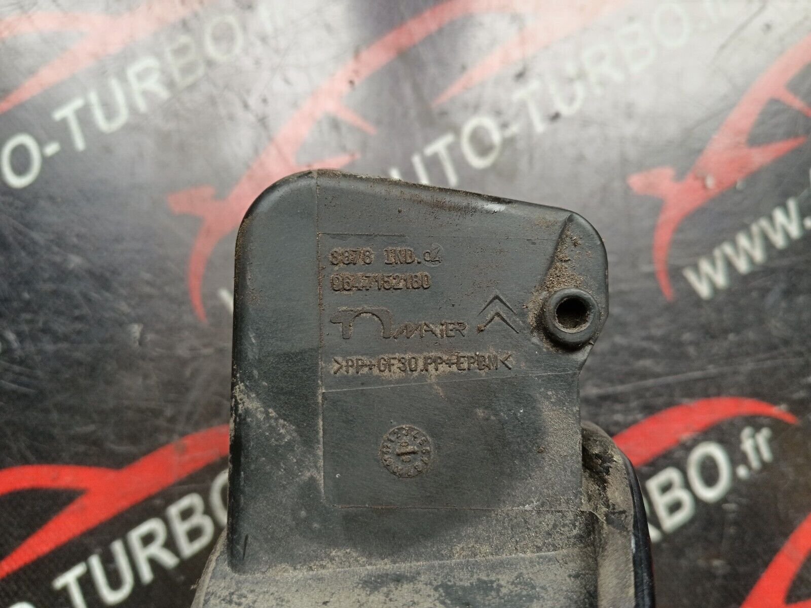 TRAPPE D'ESSENCE CITROEN C4 COUPE REFERENCE: 9647152180