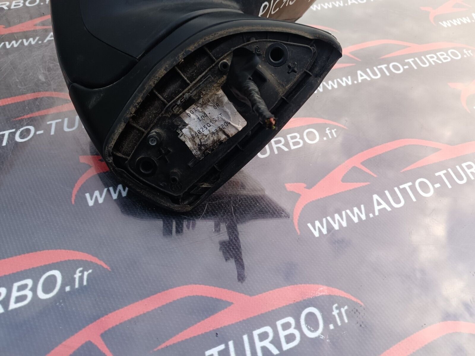 RETROVISEUR DROIT CITROEN C4 PICASSO REFERENCE: 96825015