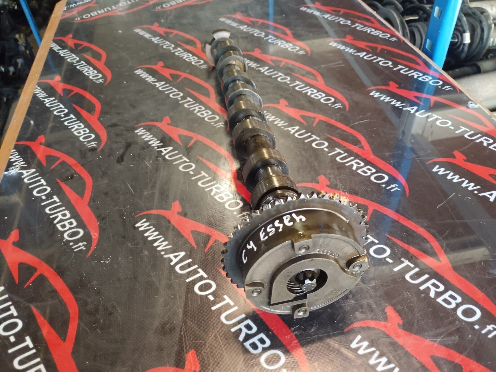 ARBRE A CAME AVEC POULIE CITROEN C4 ESSENCE REFERENCE: 754586280