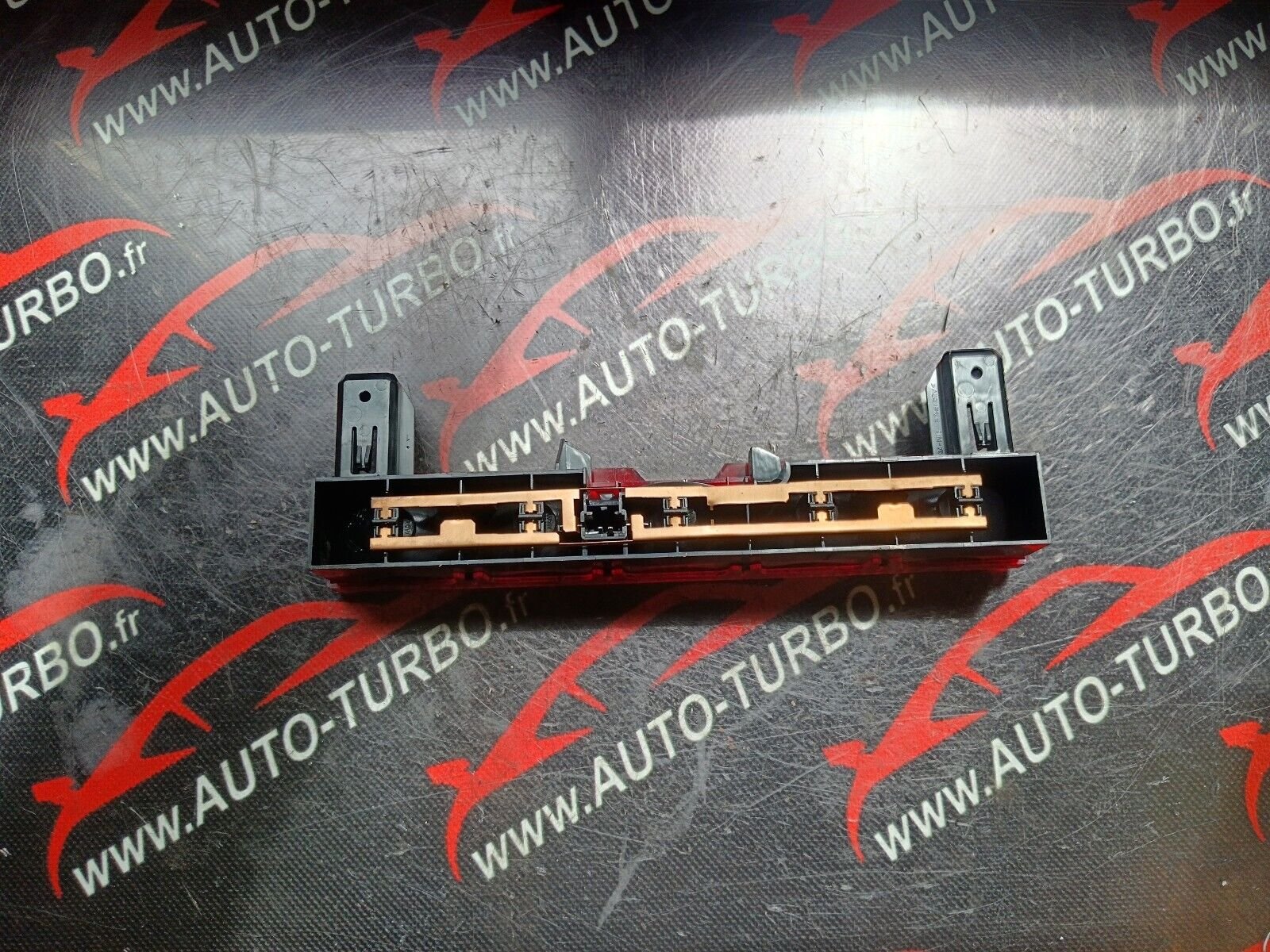FEU STOP SUPPLEMENTAIRE CITROEN C4 COUPE REFERENCE: 9650812280