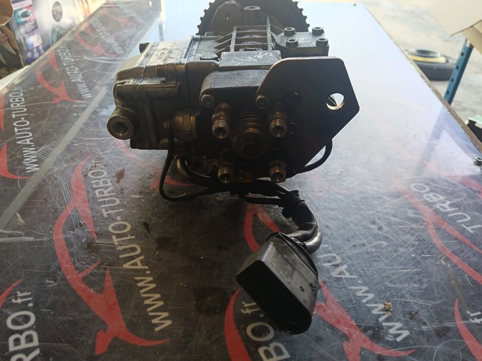 POMPE INJECTION SEAT REFERENCE: 460404977