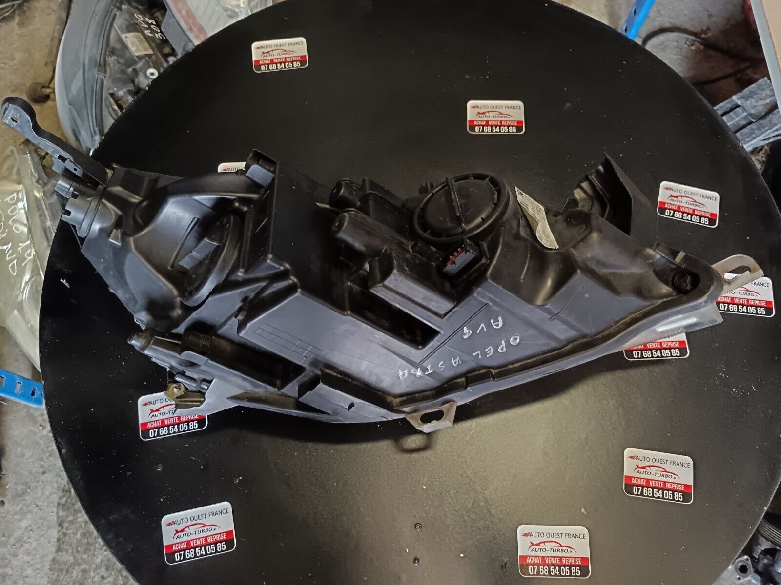 PHARE GAUCHE OPEL ASTRA J REFERENCE 13253646