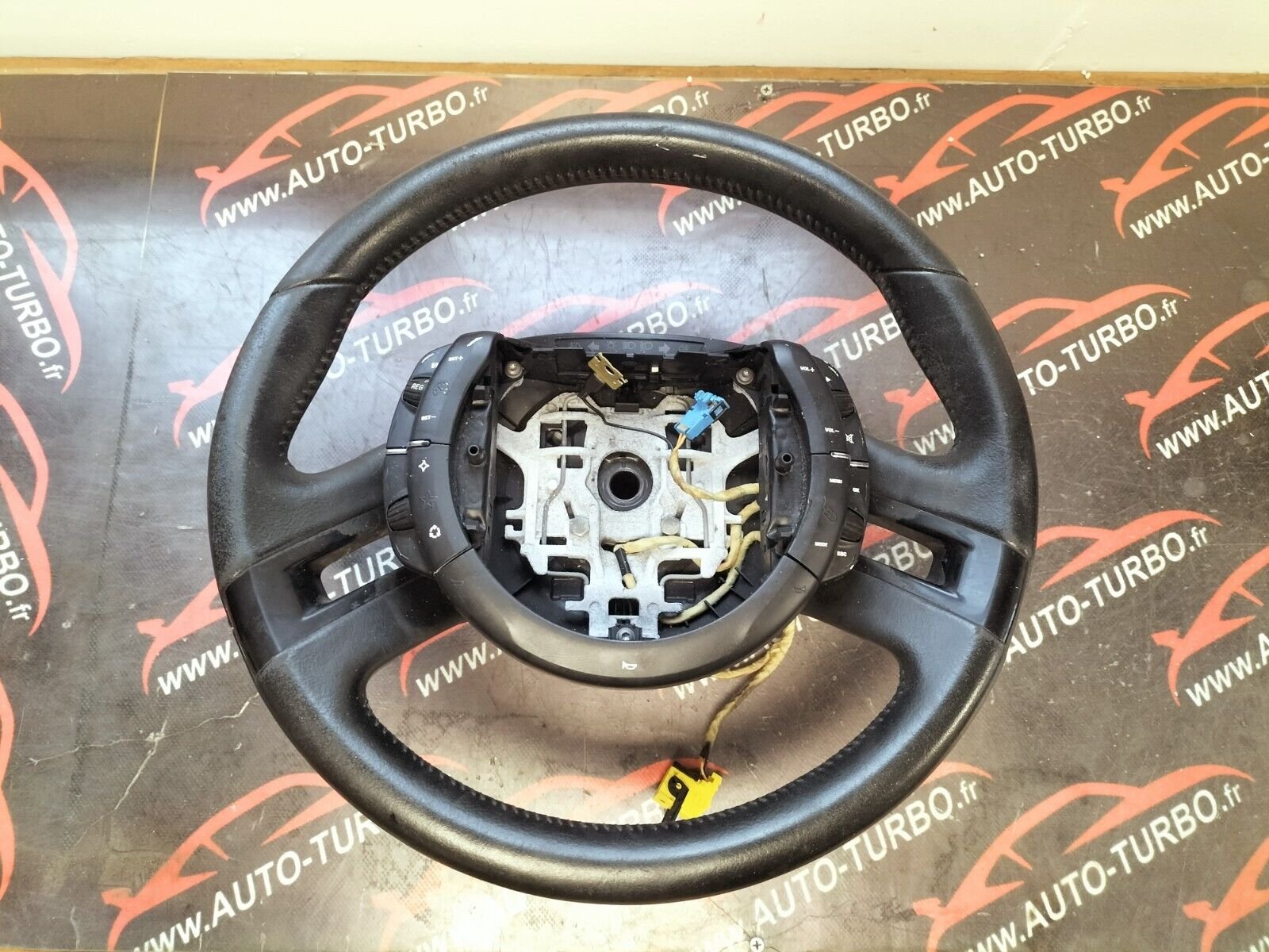 VOLANT MUTIFONCTION CITROEN C4 6041547