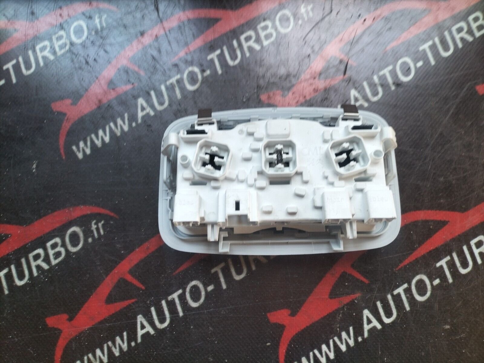 ECLAIRAGE INTERIEUR ARRIERE PEUGEOT CITROEN 96781443