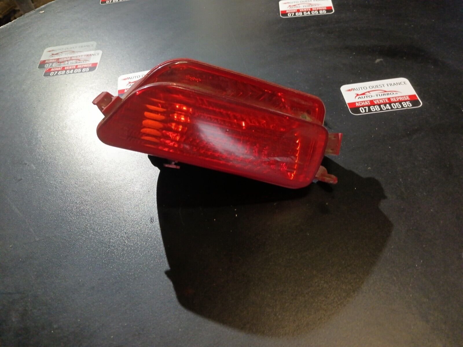 FEU DE PARE-CHOC ARRIERE  DROIT CITROEN C4 REFERENCE: 9652464680