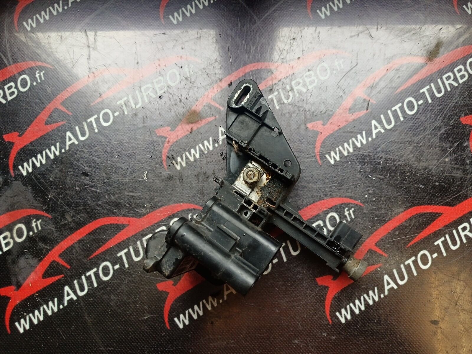 BMW 328i GT REFERENCE: 929615101