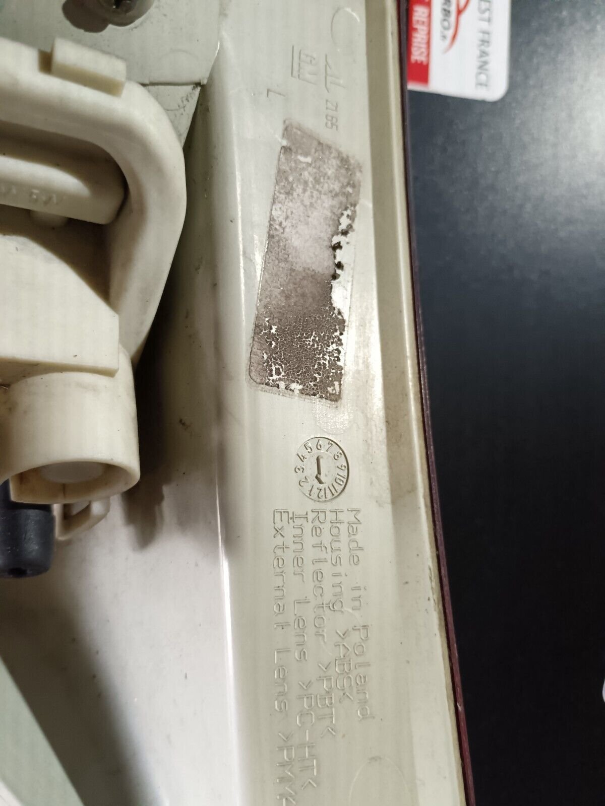 FEU ARRIERE GAUCHE OPEL ASTRA REFERANCE: 13319949