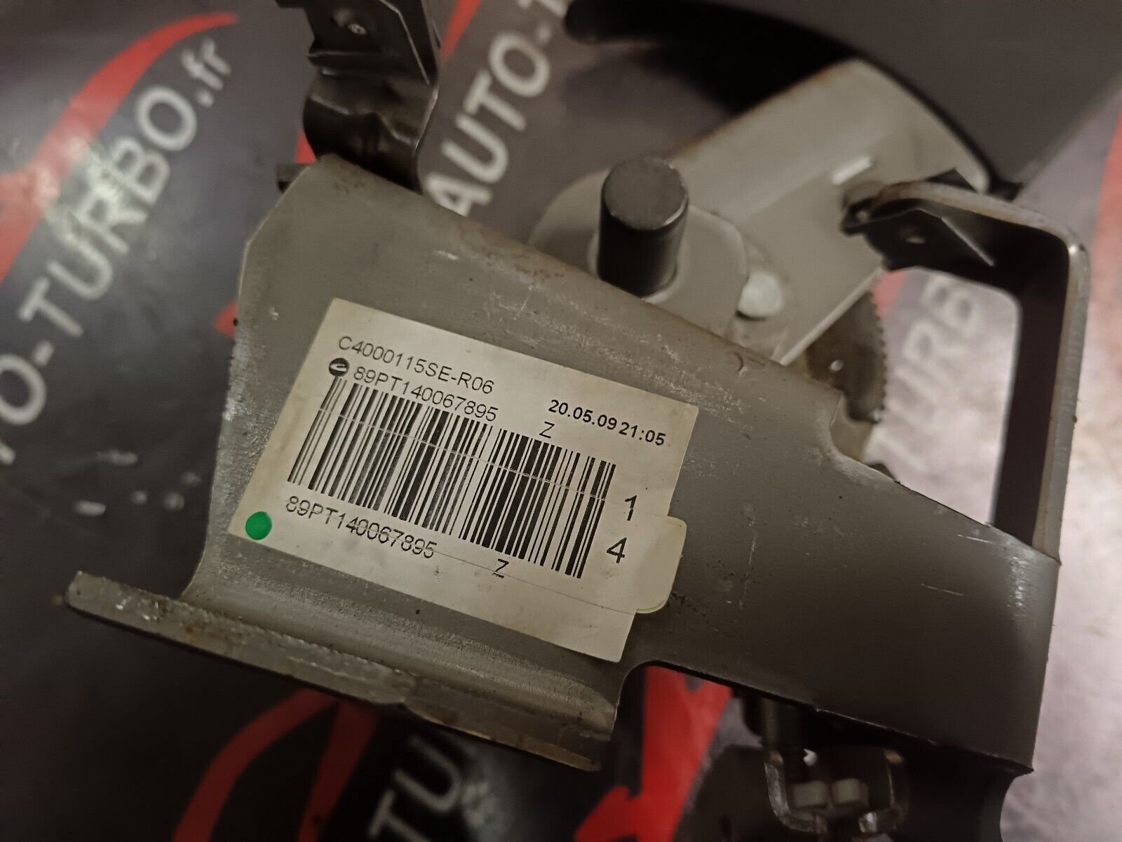 LEVIER FREIN A MAIN CITROEN C4 REFERENCE: 00004701E2