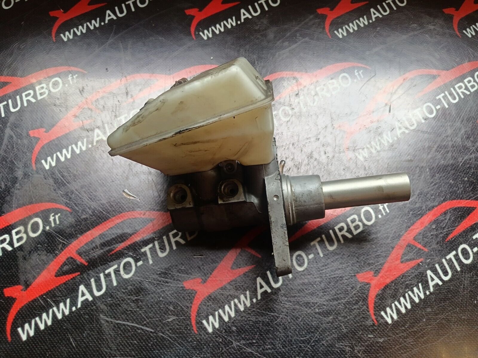 MAITRE CYLINDRE CITROEN C4 PICASSO REFERENCE: 9654002180