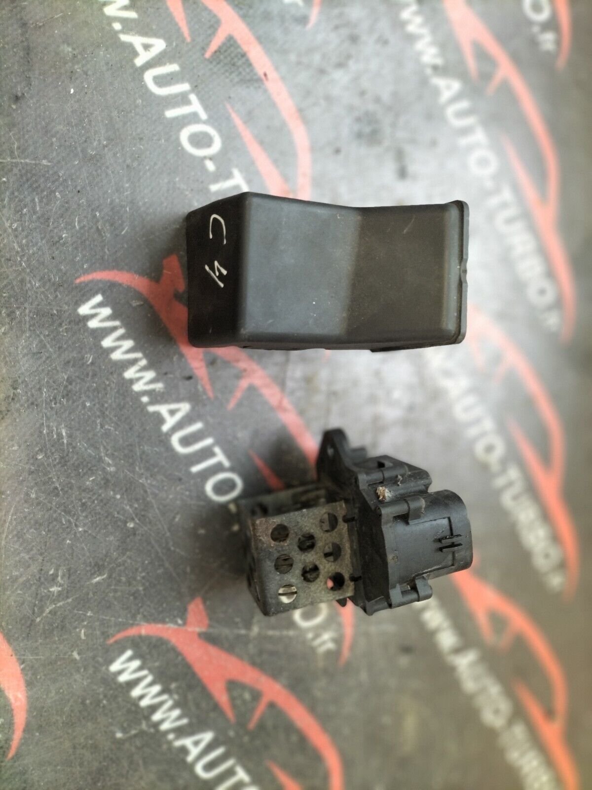 RESISTANCE DE CHAUFFAGE  CITROEN C4 1.6 HDI  9658508980