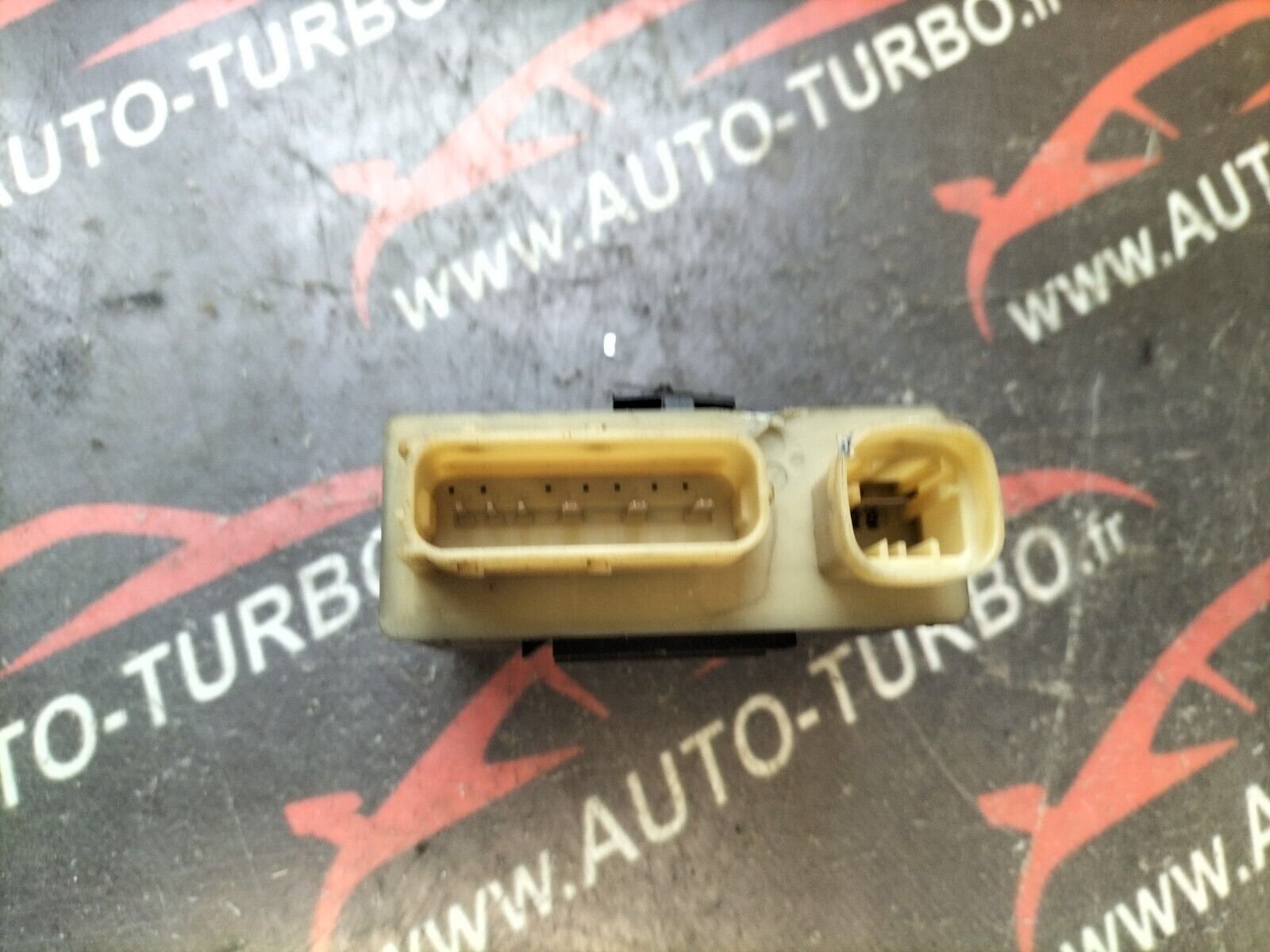 RELAIS DE PRECHAUFFAGE CITROEN C4 1.6 HDI 110 CH 9662570880