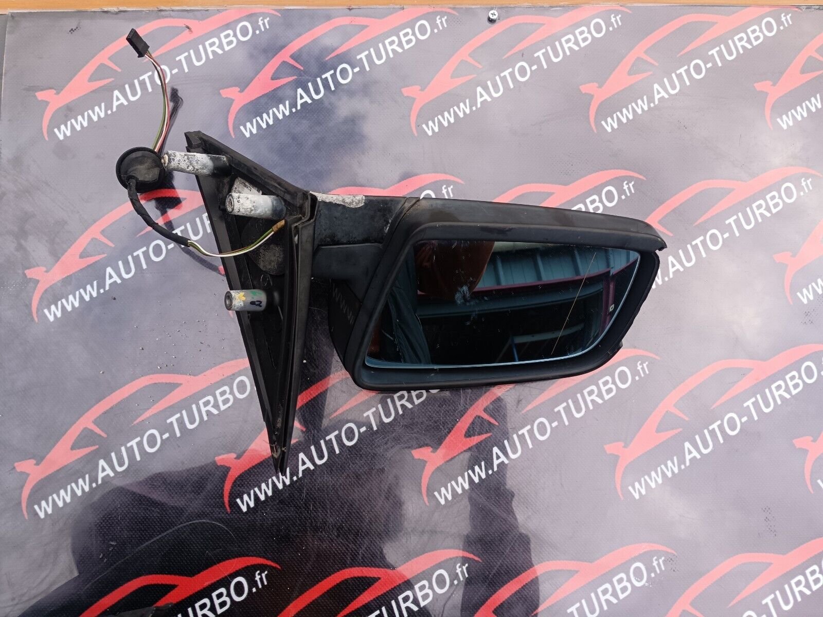 RETROVISEUR GAUCHE BMW 525 E60 REFERENCE: 7043437