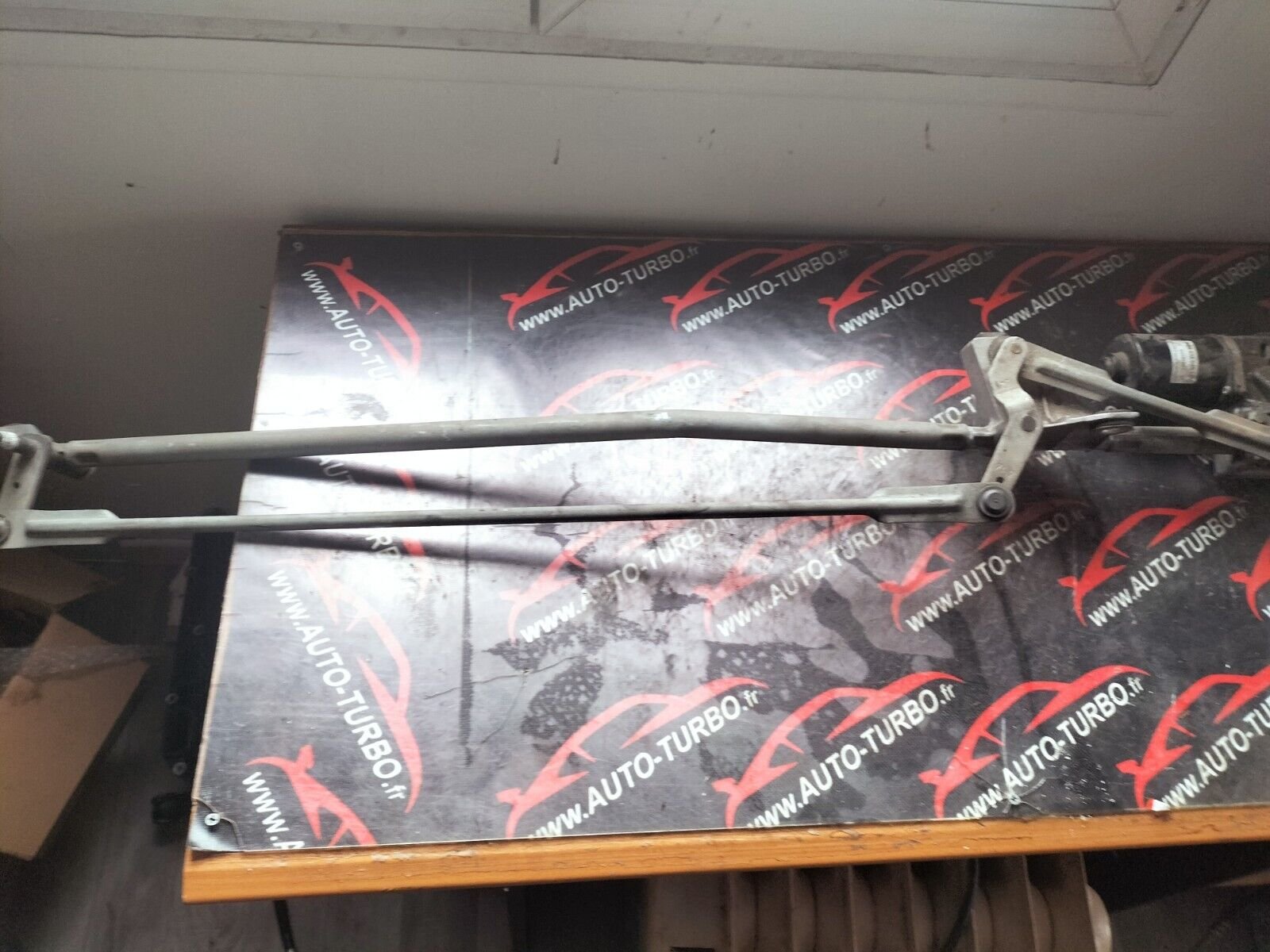 MOTEUR ESSUIE GLACE AVANT    C4 1.6 HDI 110 CH VALEO 404.638 12V