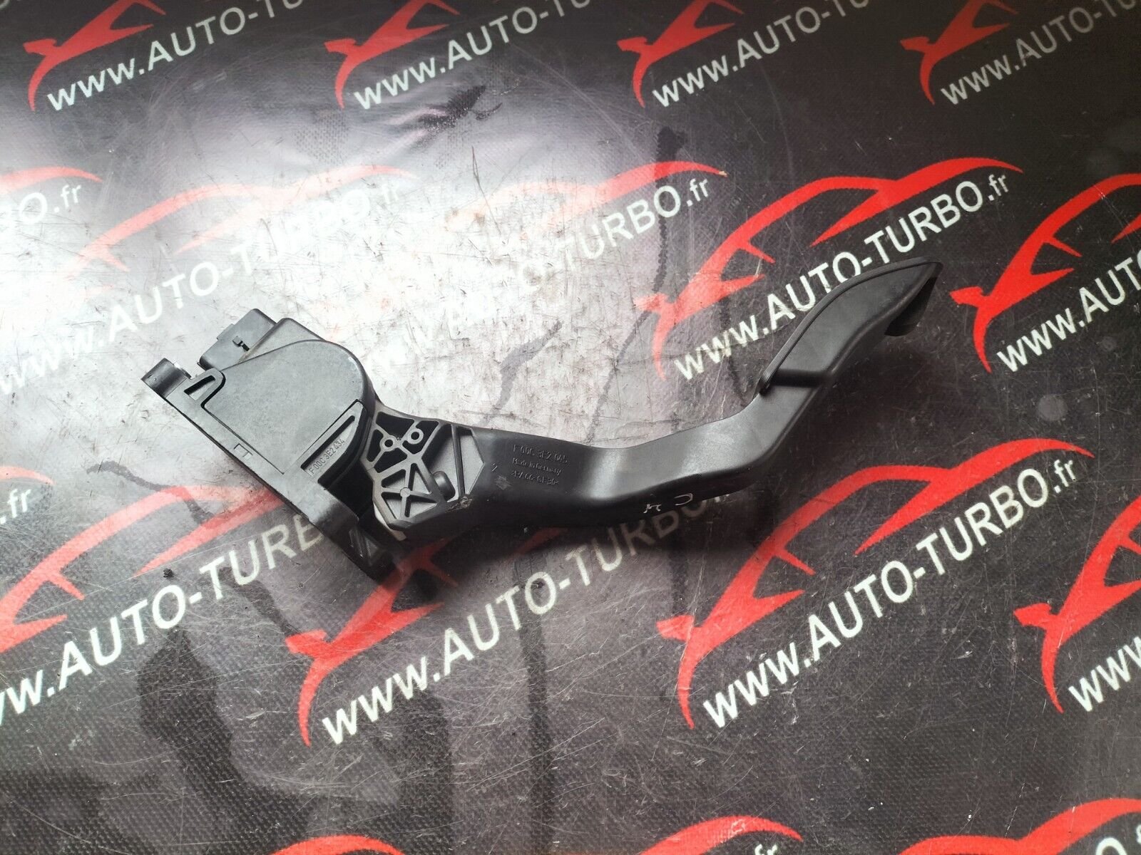 PEDALE ACCELERATEUR CITROEN C4 1.6 HDI 110 CH 9684378880 BOSCH 0280755120